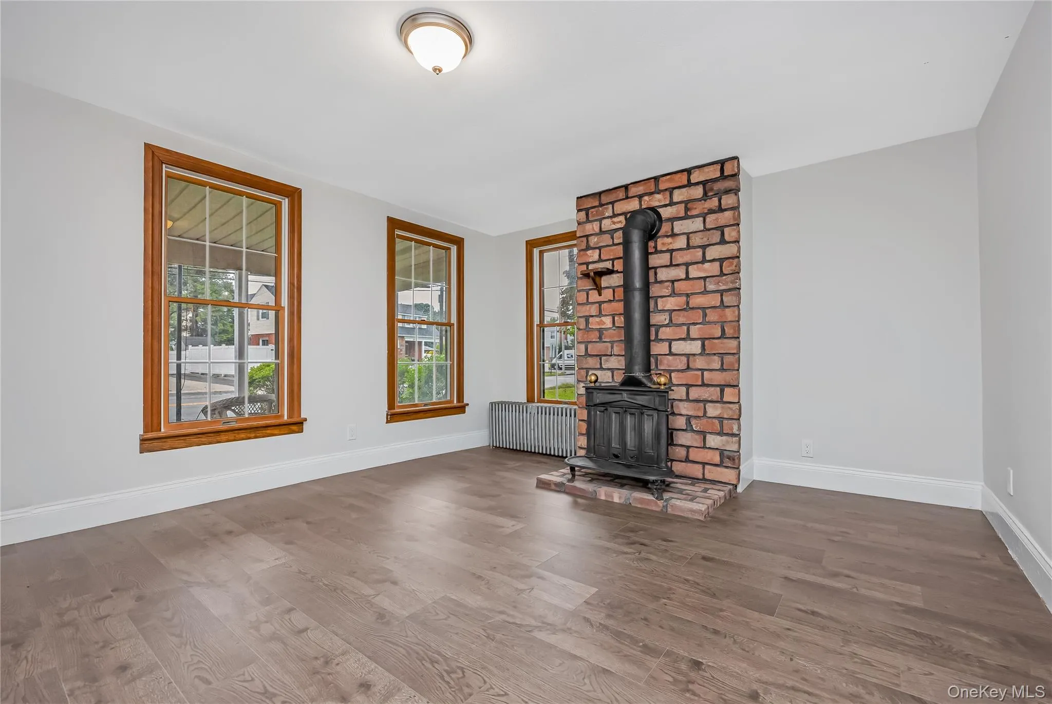 419 Ocean Avenue, Hempstead, NY, 3 Bedrooms Bedrooms, 8 Rooms Rooms,1 BathroomBathrooms,Residential,For Rent,Ocean,0,1056163 419 Ocean Avenue, Hempstead, NY, 3 Bedrooms Bedrooms, 8 Rooms Rooms,1 BathroomBathrooms,Residential,For Rent,Ocean,0,1056163