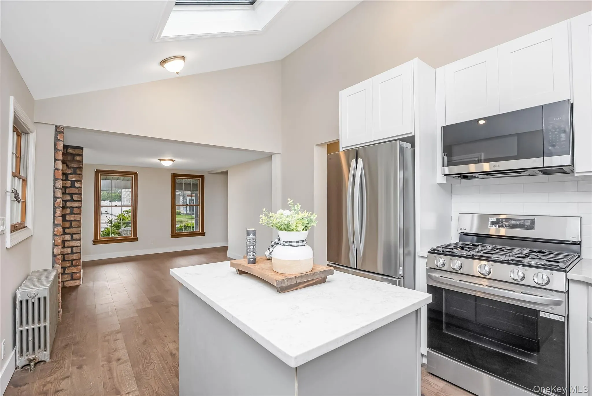 419 Ocean Avenue, Hempstead, NY, 3 Bedrooms Bedrooms, 8 Rooms Rooms,1 BathroomBathrooms,Residential,For Rent,Ocean,0,1056163 419 Ocean Avenue, Hempstead, NY, 3 Bedrooms Bedrooms, 8 Rooms Rooms,1 BathroomBathrooms,Residential,For Rent,Ocean,0,1056163
