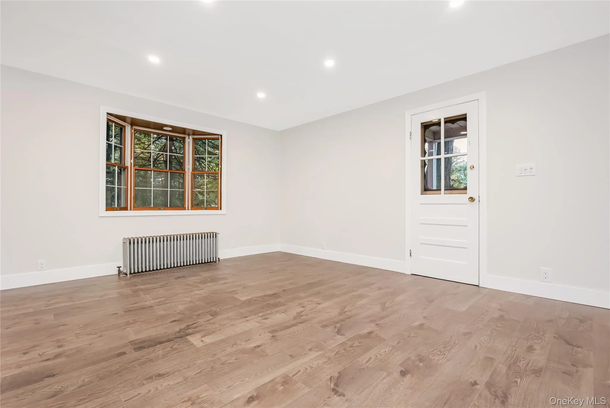 419 Ocean Avenue, Hempstead, NY, 3 Bedrooms Bedrooms, 8 Rooms Rooms,1 BathroomBathrooms,Residential,For Rent,Ocean,0,1056163 419 Ocean Avenue, Hempstead, NY, 3 Bedrooms Bedrooms, 8 Rooms Rooms,1 BathroomBathrooms,Residential,For Rent,Ocean,0,1056163