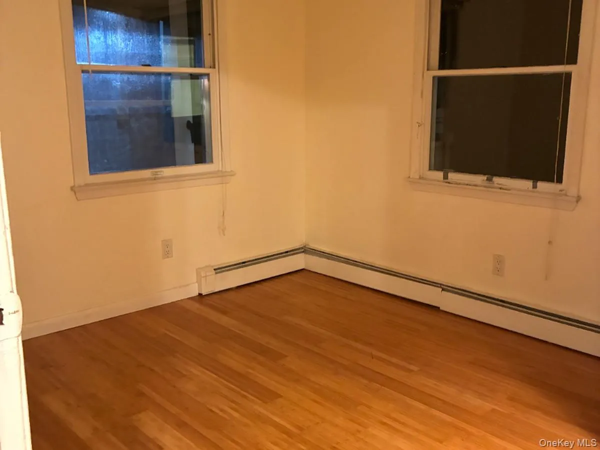 39 Amityville Road, Brookhaven, NY, 2 Bedrooms Bedrooms, 4 Rooms Rooms,2 BathroomsBathrooms,Residential,For Rent,Amityville,0,1056174 39 Amityville Road, Brookhaven, NY, 2 Bedrooms Bedrooms, 4 Rooms Rooms,2 BathroomsBathrooms,Residential,For Rent,Amityville,0,1056174
