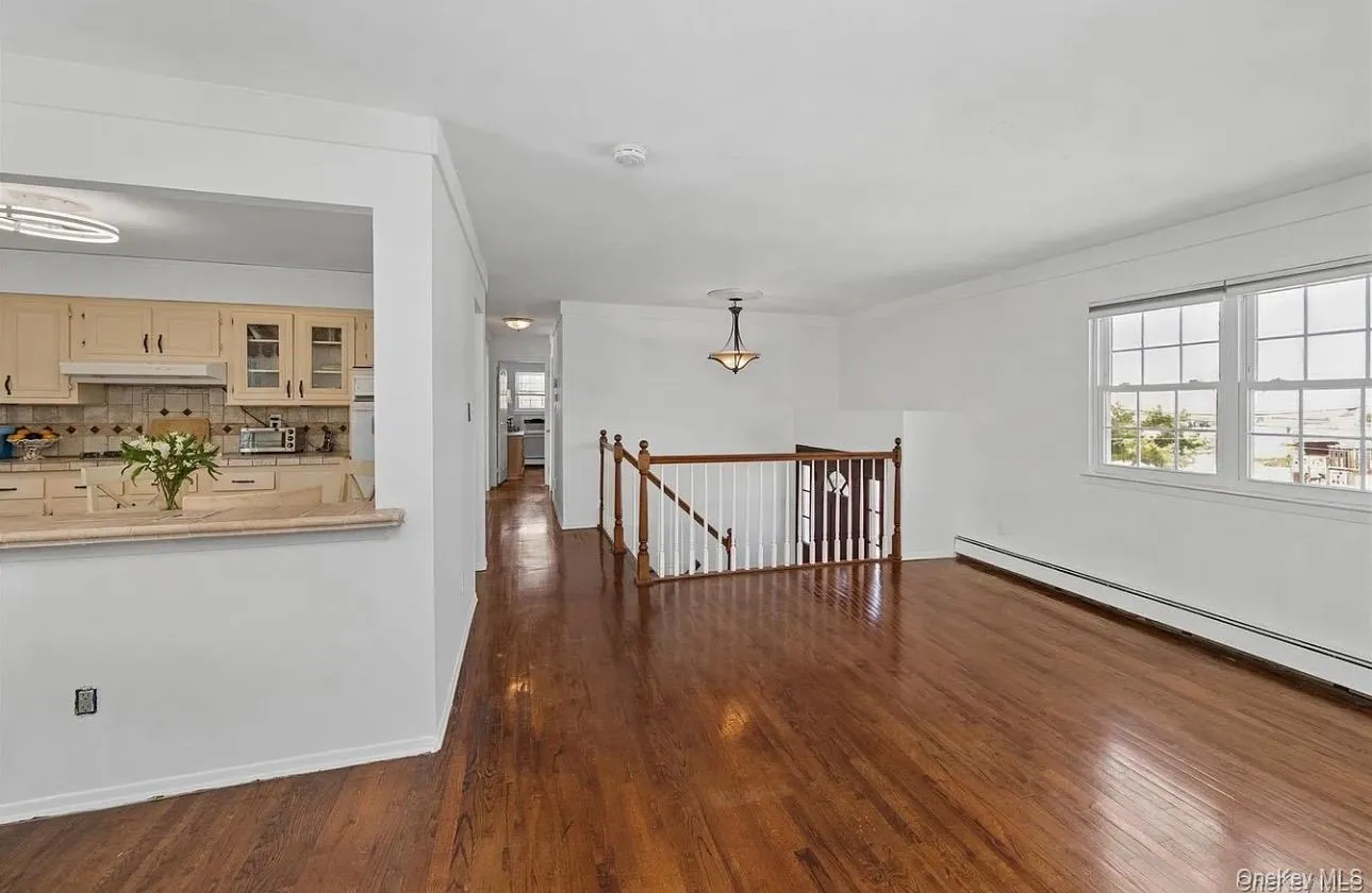 54 Acapulco Street, Hempstead, NY, 4 Bedrooms Bedrooms, 9 Rooms Rooms,3 BathroomsBathrooms,Residential,For Rent,Acapulco,0,1056175 54 Acapulco Street, Hempstead, NY, 4 Bedrooms Bedrooms, 9 Rooms Rooms,3 BathroomsBathrooms,Residential,For Rent,Acapulco,0,1056175