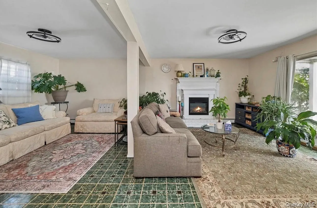 54 Acapulco Street, Hempstead, NY, 4 Bedrooms Bedrooms, 9 Rooms Rooms,3 BathroomsBathrooms,Residential,For Rent,Acapulco,0,1056175 54 Acapulco Street, Hempstead, NY, 4 Bedrooms Bedrooms, 9 Rooms Rooms,3 BathroomsBathrooms,Residential,For Rent,Acapulco,0,1056175