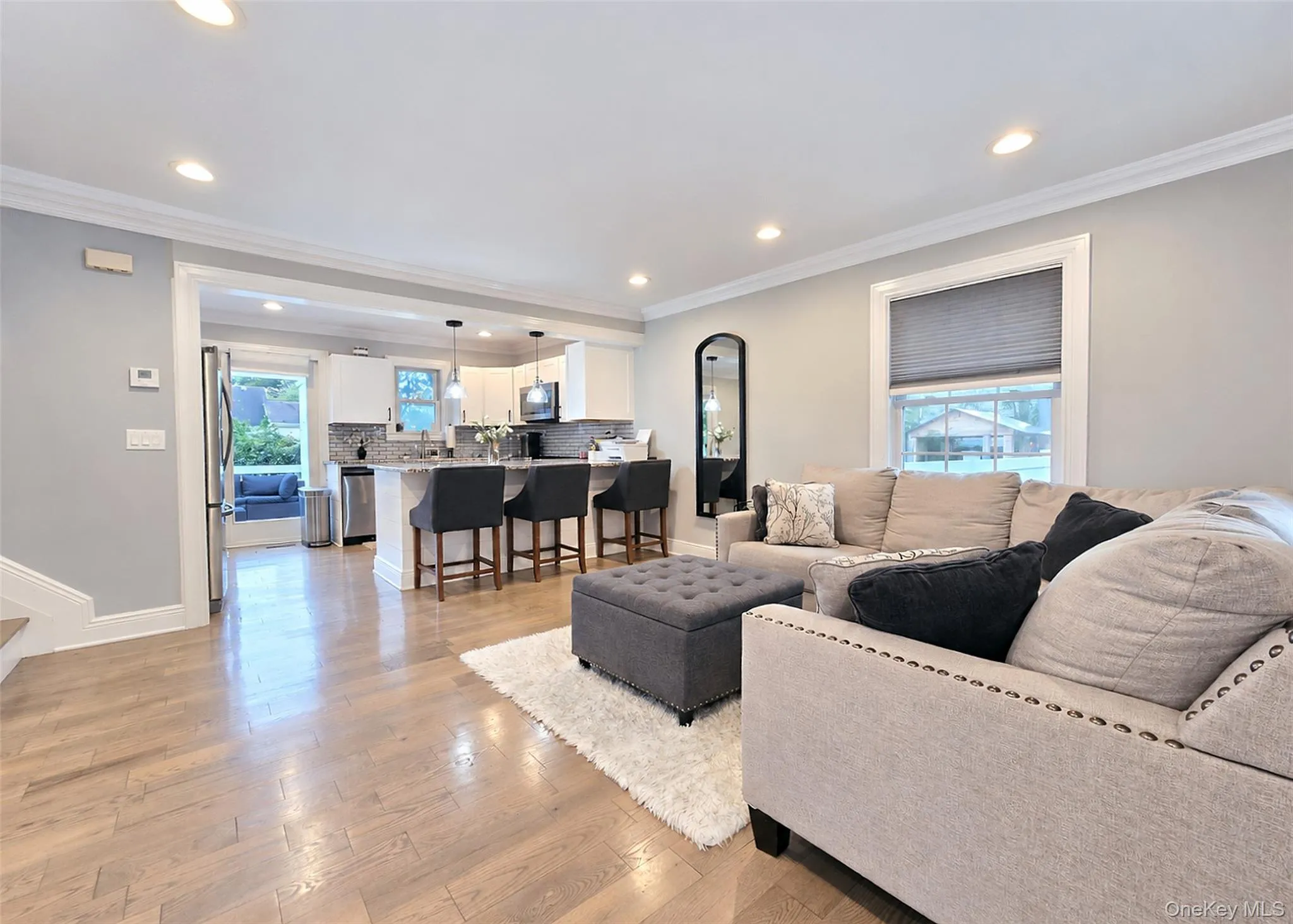 124 Bradford Avenue, Islip, NY, 2 Bedrooms Bedrooms, 6 Rooms Rooms,1 BathroomBathrooms,Residential,For Rent,Bradford,0,1056176 124 Bradford Avenue, Islip, NY, 2 Bedrooms Bedrooms, 6 Rooms Rooms,1 BathroomBathrooms,Residential,For Rent,Bradford,0,1056176