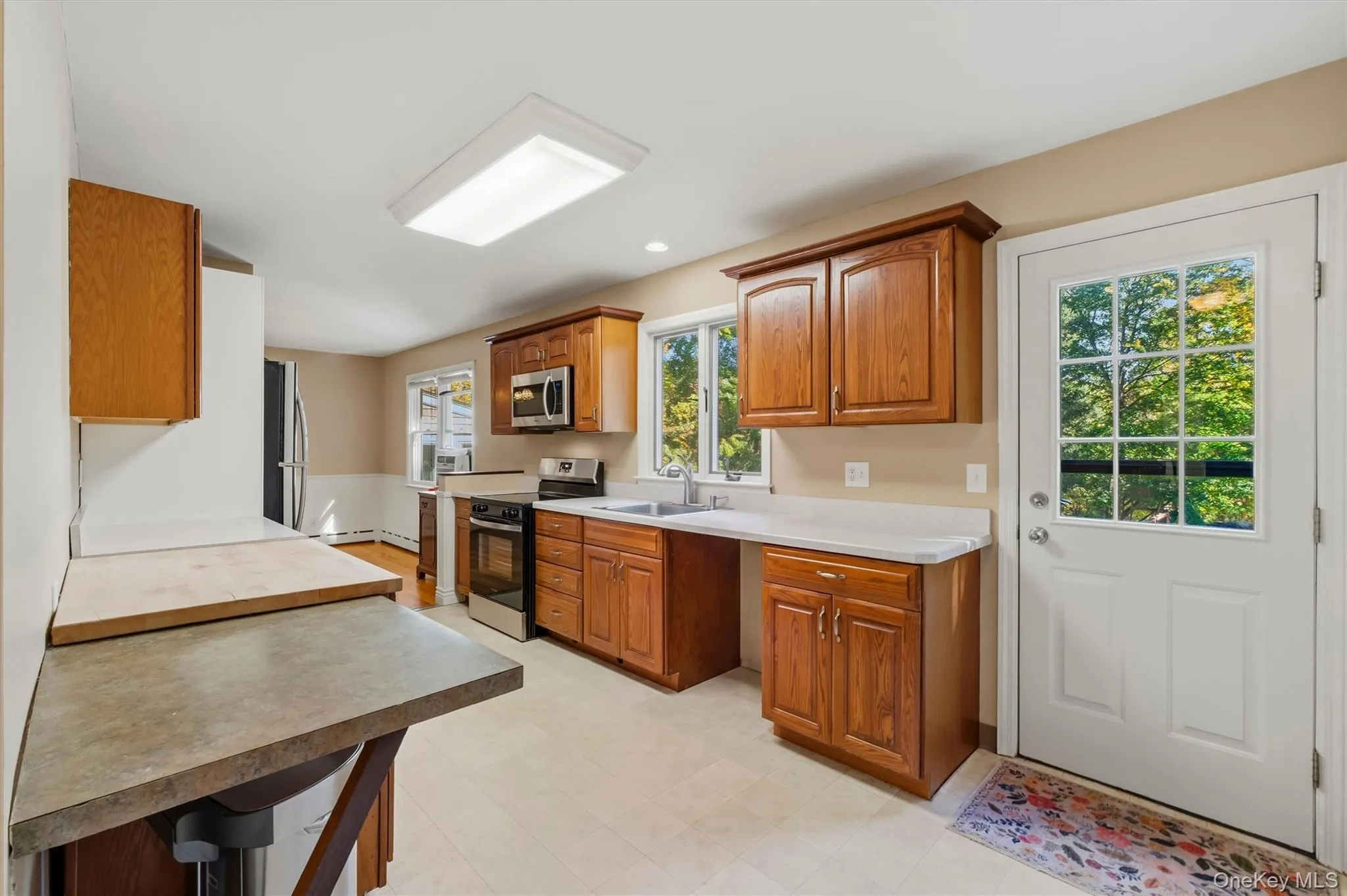 4 Deer Run Road, Poughkeepsie (town), NY, 4 Bedrooms Bedrooms, 7 Rooms Rooms,2 BathroomsBathrooms,Residential,For Rent,Deer Run,0,1056178 4 Deer Run Road, Poughkeepsie (town), NY, 4 Bedrooms Bedrooms, 7 Rooms Rooms,2 BathroomsBathrooms,Residential,For Rent,Deer Run,0,1056178