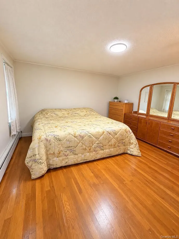 9 Fowler Avenue, Brookhaven, NY, 3 Bedrooms Bedrooms, 9 Rooms Rooms,2 BathroomsBathrooms,Residential,For Rent,Fowler,0,1056183 9 Fowler Avenue, Brookhaven, NY, 3 Bedrooms Bedrooms, 9 Rooms Rooms,2 BathroomsBathrooms,Residential,For Rent,Fowler,0,1056183