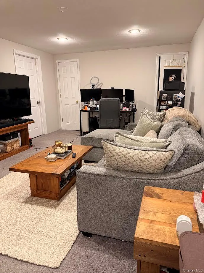 9 Fowler Avenue, Brookhaven, NY, 3 Bedrooms Bedrooms, 9 Rooms Rooms,2 BathroomsBathrooms,Residential,For Rent,Fowler,0,1056183 9 Fowler Avenue, Brookhaven, NY, 3 Bedrooms Bedrooms, 9 Rooms Rooms,2 BathroomsBathrooms,Residential,For Rent,Fowler,0,1056183