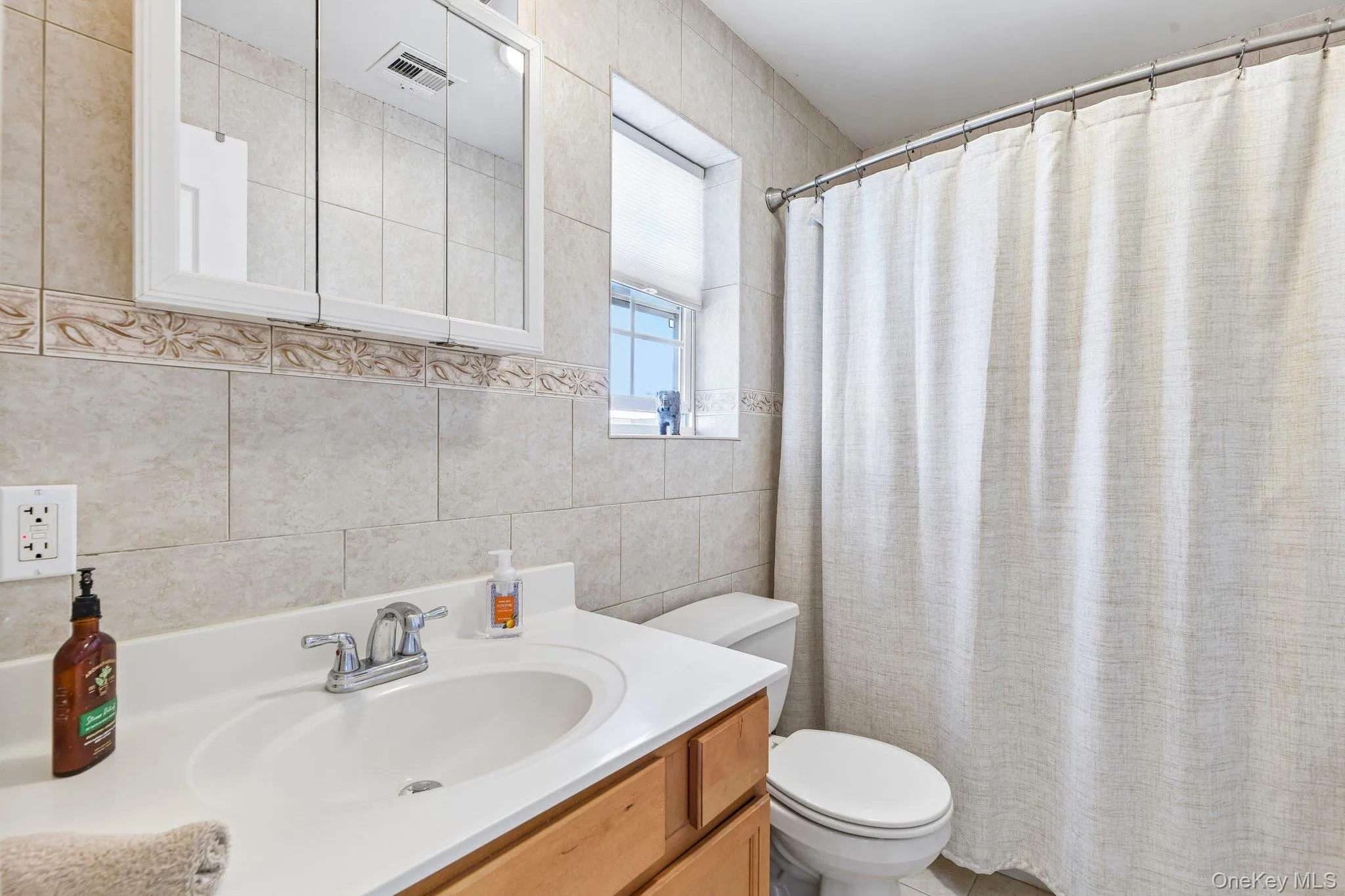 Full family bath with tub Full family bath with tub