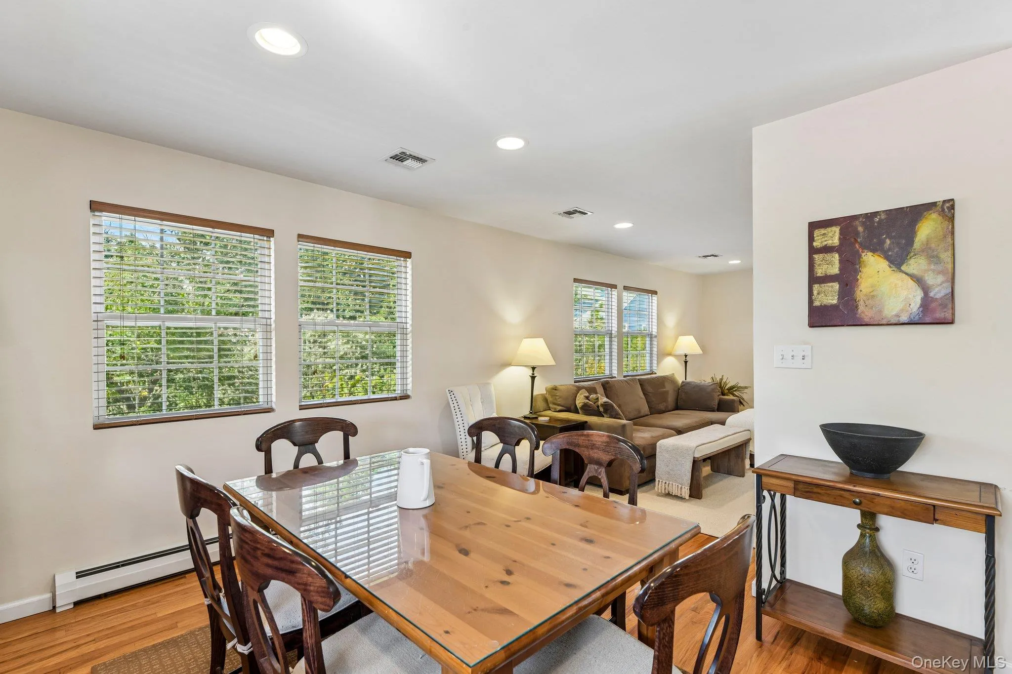5 Martin Street, Hempstead, NY, 3 Bedrooms Bedrooms, 6 Rooms Rooms,1 BathroomBathrooms,Residential,For Rent,Martin,0,1056184 5 Martin Street, Hempstead, NY, 3 Bedrooms Bedrooms, 6 Rooms Rooms,1 BathroomBathrooms,Residential,For Rent,Martin,0,1056184