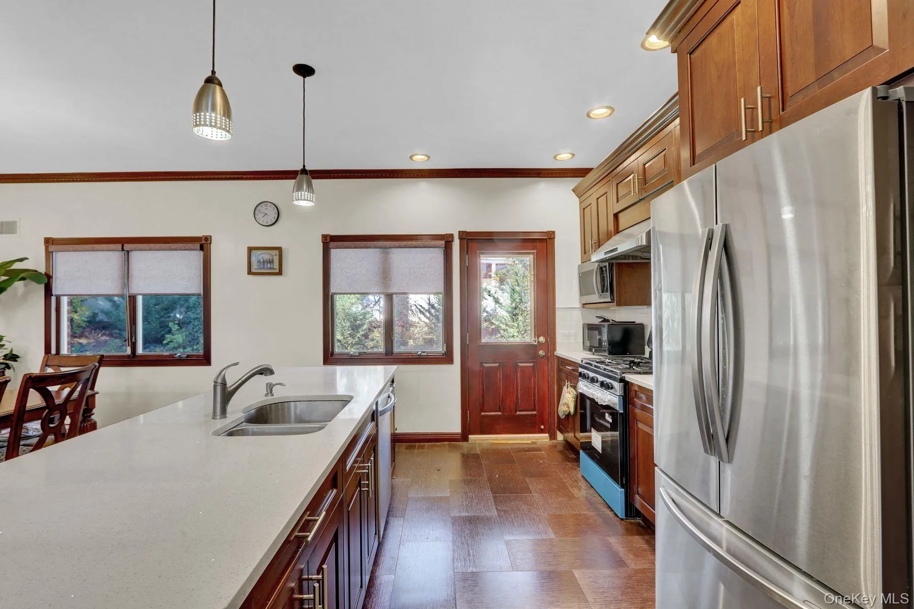 300 Ellen Place, Oyster Bay, NY, 5 Bedrooms Bedrooms, 9 Rooms Rooms,4 BathroomsBathrooms,Residential,For Rent,Ellen,0,1056185 300 Ellen Place, Oyster Bay, NY, 5 Bedrooms Bedrooms, 9 Rooms Rooms,4 BathroomsBathrooms,Residential,For Rent,Ellen,0,1056185