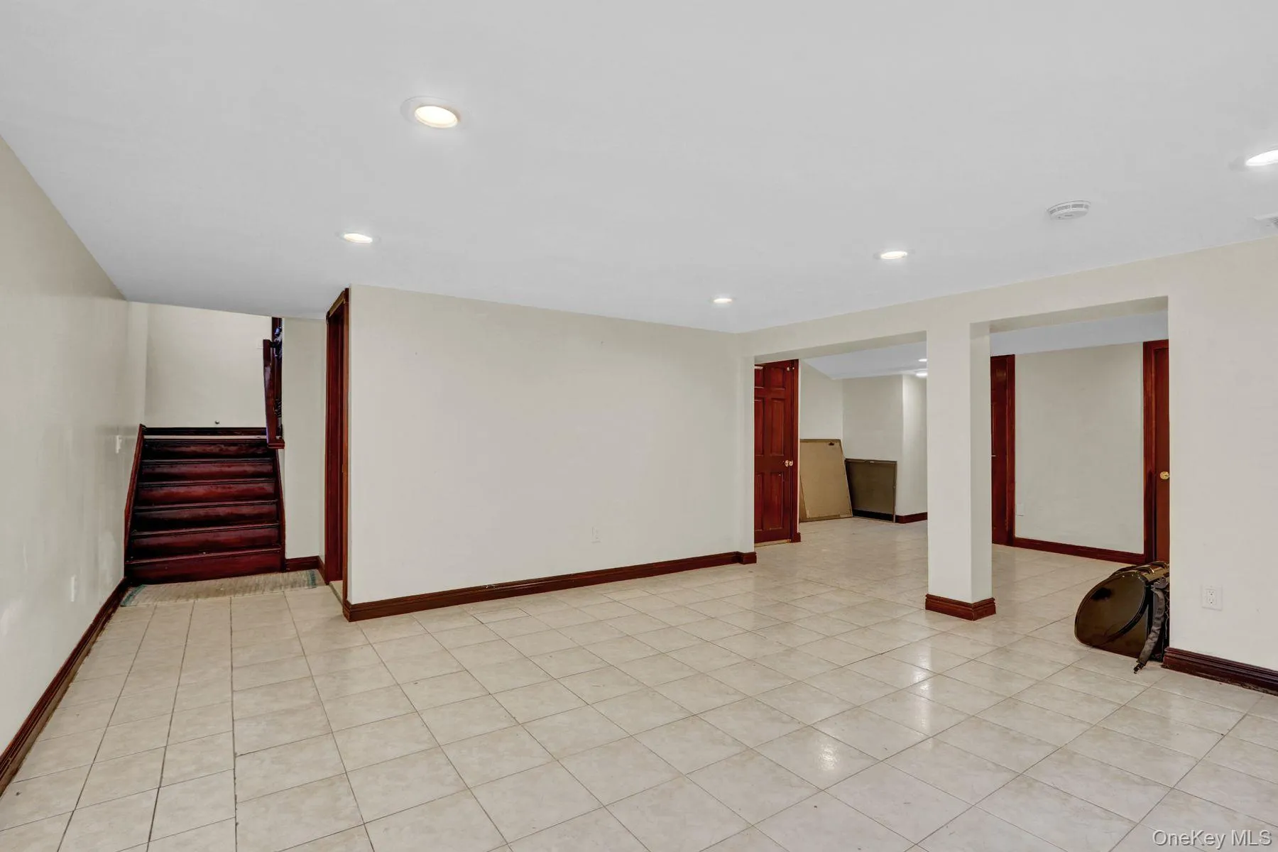 300 Ellen Place, Oyster Bay, NY, 5 Bedrooms Bedrooms, 9 Rooms Rooms,4 BathroomsBathrooms,Residential,For Rent,Ellen,0,1056185 300 Ellen Place, Oyster Bay, NY, 5 Bedrooms Bedrooms, 9 Rooms Rooms,4 BathroomsBathrooms,Residential,For Rent,Ellen,0,1056185