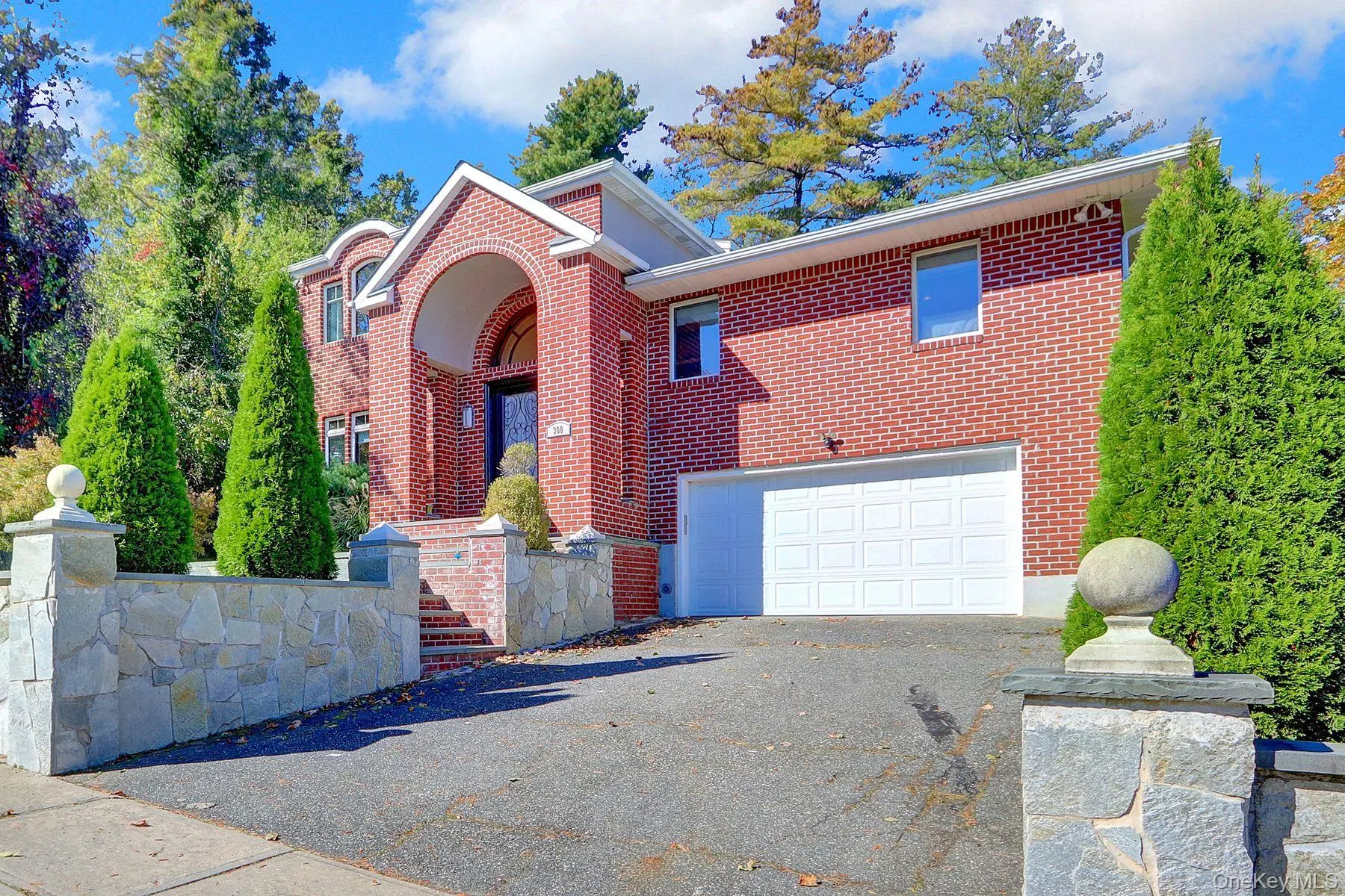 300 Ellen Place, Oyster Bay, NY, 5 Bedrooms Bedrooms, 9 Rooms Rooms,4 BathroomsBathrooms,Residential,For Rent,Ellen,0,1056185 300 Ellen Place, Oyster Bay, NY, 5 Bedrooms Bedrooms, 9 Rooms Rooms,4 BathroomsBathrooms,Residential,For Rent,Ellen,0,1056185