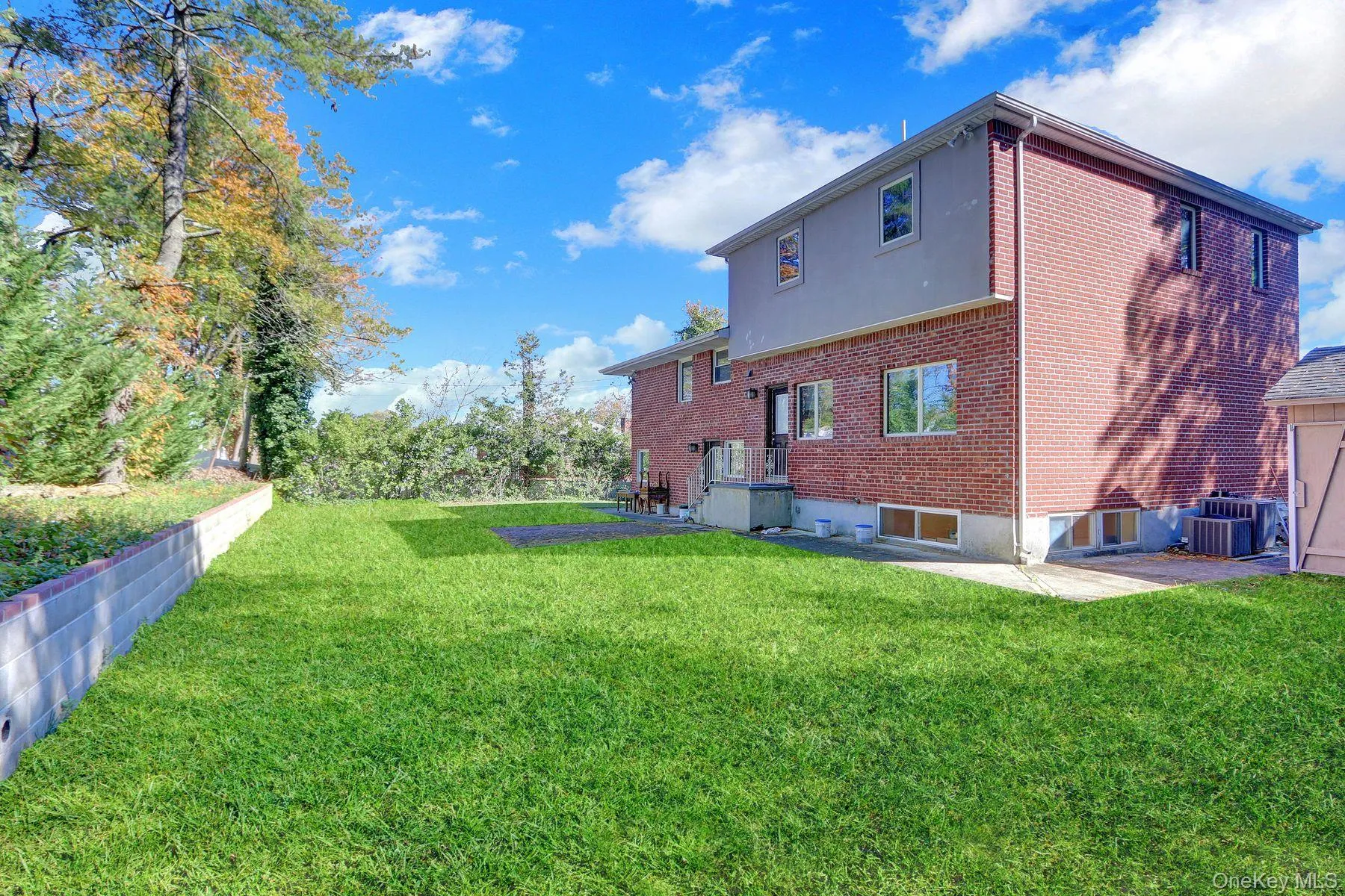 300 Ellen Place, Oyster Bay, NY, 5 Bedrooms Bedrooms, 9 Rooms Rooms,4 BathroomsBathrooms,Residential,For Rent,Ellen,0,1056185 300 Ellen Place, Oyster Bay, NY, 5 Bedrooms Bedrooms, 9 Rooms Rooms,4 BathroomsBathrooms,Residential,For Rent,Ellen,0,1056185