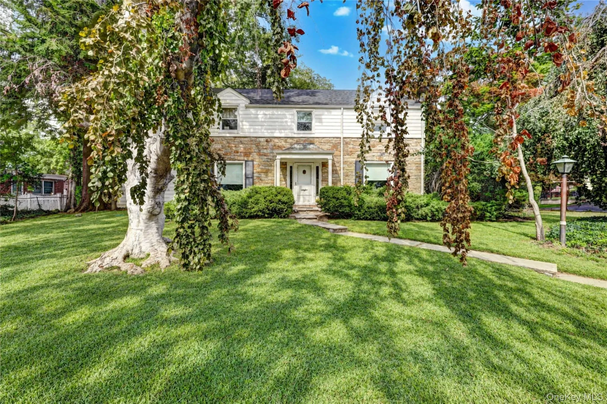 178 Schenck Circle, Hempstead, NY, 4 Bedrooms Bedrooms, 8 Rooms Rooms,3 BathroomsBathrooms,Residential,For Rent,Schenck,0,1056186 178 Schenck Circle, Hempstead, NY, 4 Bedrooms Bedrooms, 8 Rooms Rooms,3 BathroomsBathrooms,Residential,For Rent,Schenck,0,1056186