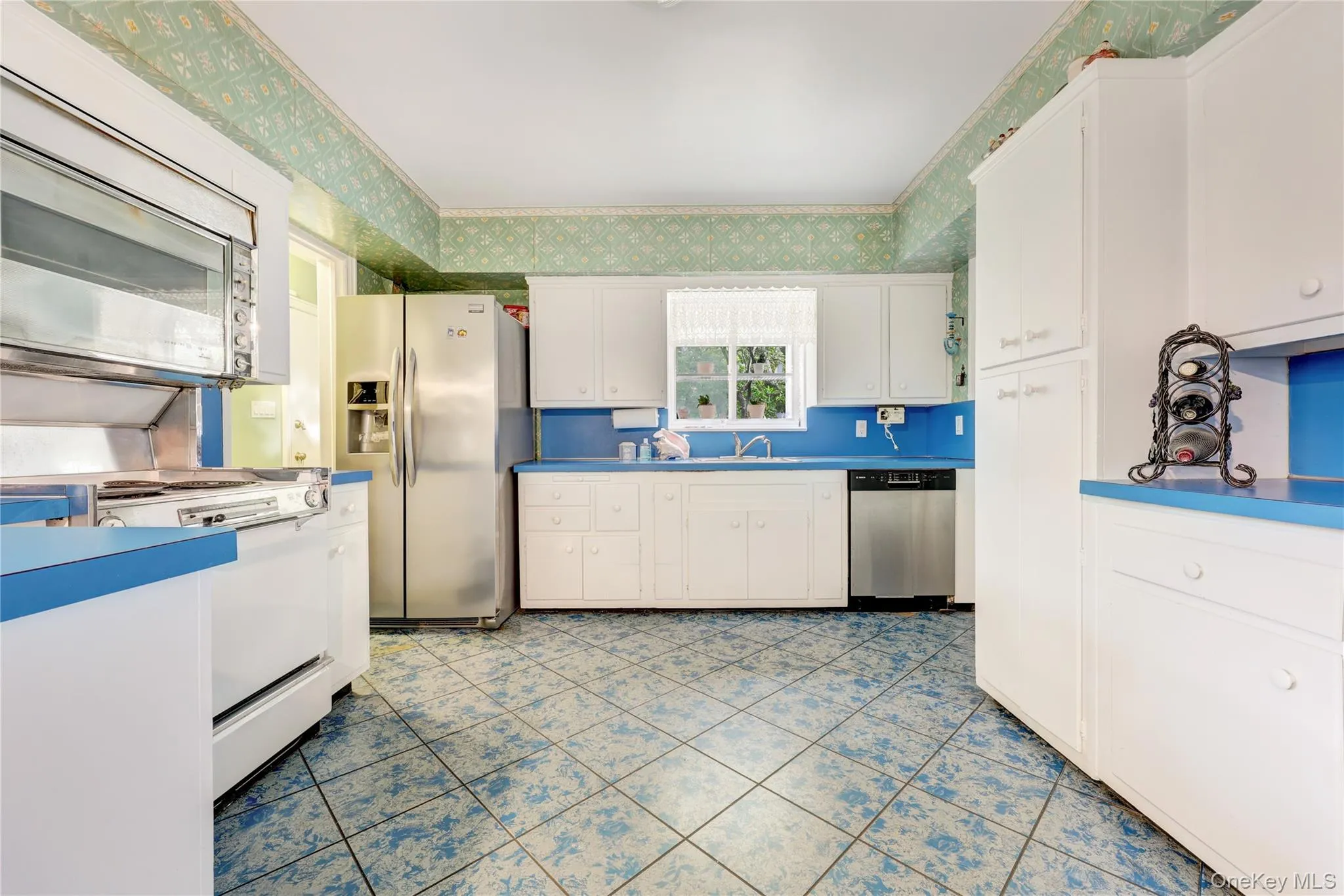 178 Schenck Circle, Hempstead, NY, 4 Bedrooms Bedrooms, 8 Rooms Rooms,3 BathroomsBathrooms,Residential,For Rent,Schenck,0,1056186 178 Schenck Circle, Hempstead, NY, 4 Bedrooms Bedrooms, 8 Rooms Rooms,3 BathroomsBathrooms,Residential,For Rent,Schenck,0,1056186