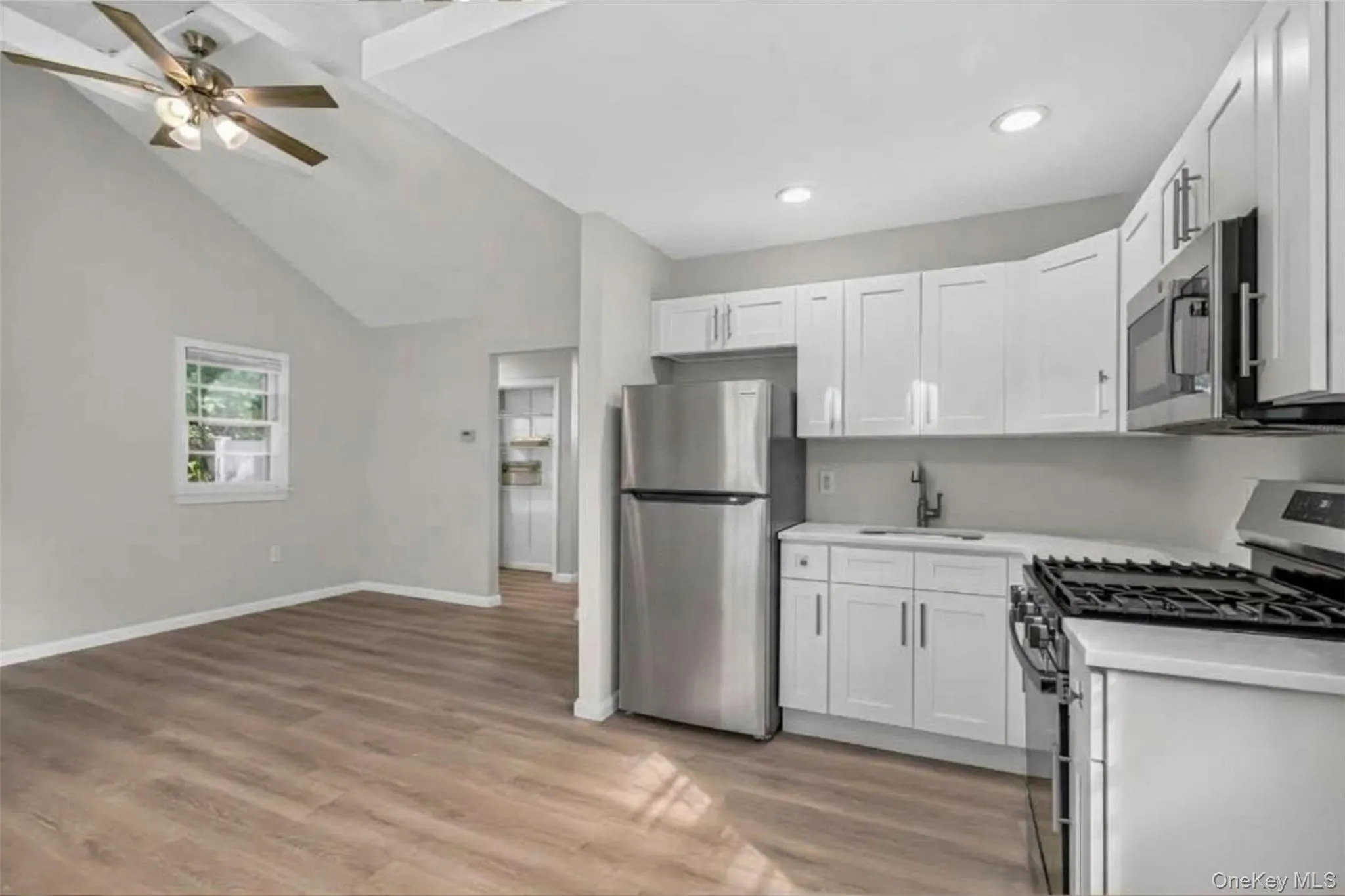 45 Lake Promenade, Brookhaven, NY, 2 Bedrooms Bedrooms, 5 Rooms Rooms,1 BathroomBathrooms,Residential,For Rent,Lake Promenade,0,1056187 45 Lake Promenade, Brookhaven, NY, 2 Bedrooms Bedrooms, 5 Rooms Rooms,1 BathroomBathrooms,Residential,For Rent,Lake Promenade,0,1056187