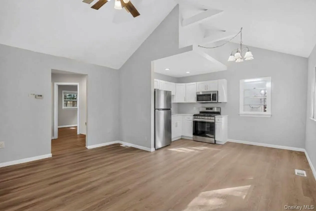 45 Lake Promenade, Brookhaven, NY, 2 Bedrooms Bedrooms, 5 Rooms Rooms,1 BathroomBathrooms,Residential,For Rent,Lake Promenade,0,1056187 45 Lake Promenade, Brookhaven, NY, 2 Bedrooms Bedrooms, 5 Rooms Rooms,1 BathroomBathrooms,Residential,For Rent,Lake Promenade,0,1056187