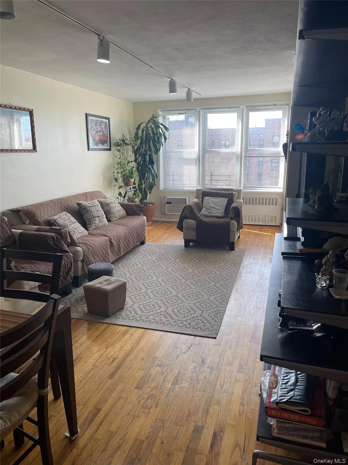 100-26 67 Road, New York, NY, 2 Bedrooms Bedrooms, 4 Rooms Rooms,1 BathroomBathrooms,Residential,For Rent,67 Road,0,1056190 100-26 67 Road, New York, NY, 2 Bedrooms Bedrooms, 4 Rooms Rooms,1 BathroomBathrooms,Residential,For Rent,67 Road,0,1056190