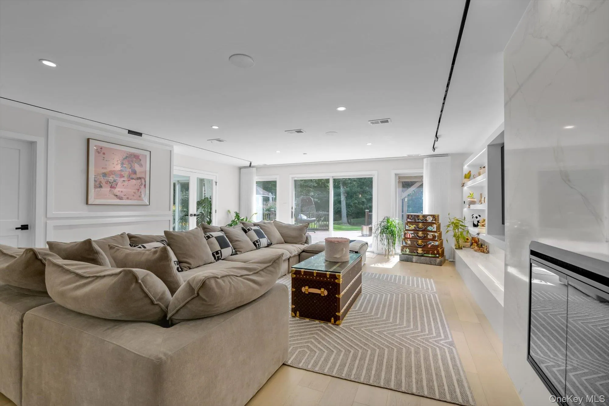 75 Belvedere Drive, Oyster Bay, NY, 5 Bedrooms Bedrooms, 11 Rooms Rooms,4 BathroomsBathrooms,Residential,For Rent,Belvedere,0,1056191 75 Belvedere Drive, Oyster Bay, NY, 5 Bedrooms Bedrooms, 11 Rooms Rooms,4 BathroomsBathrooms,Residential,For Rent,Belvedere,0,1056191