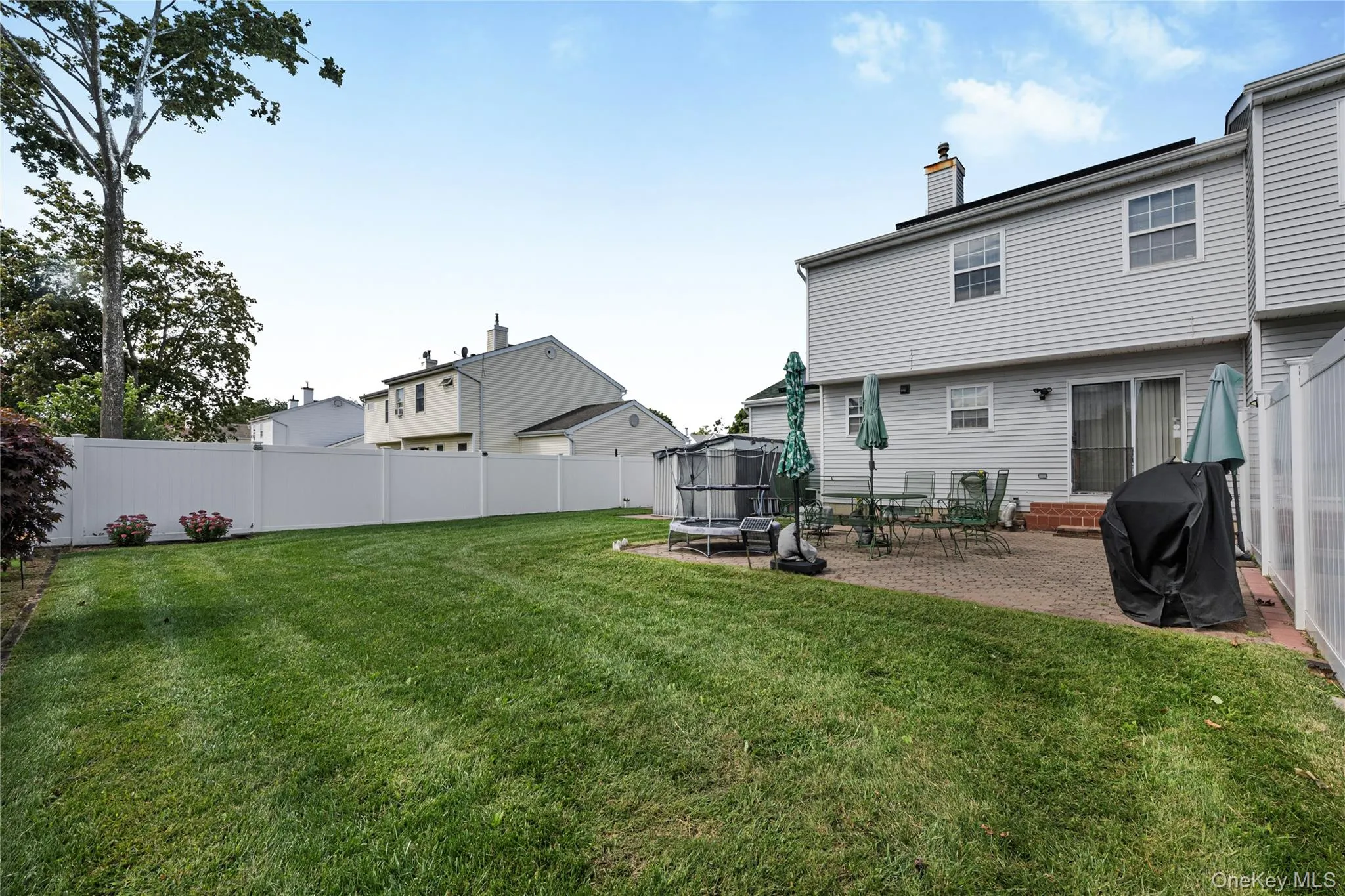 39 Elm Street, Islip, NY, 3 Bedrooms Bedrooms, 12 Rooms Rooms,2 BathroomsBathrooms,Residential,For Rent,Elm,0,1056201 39 Elm Street, Islip, NY, 3 Bedrooms Bedrooms, 12 Rooms Rooms,2 BathroomsBathrooms,Residential,For Rent,Elm,0,1056201