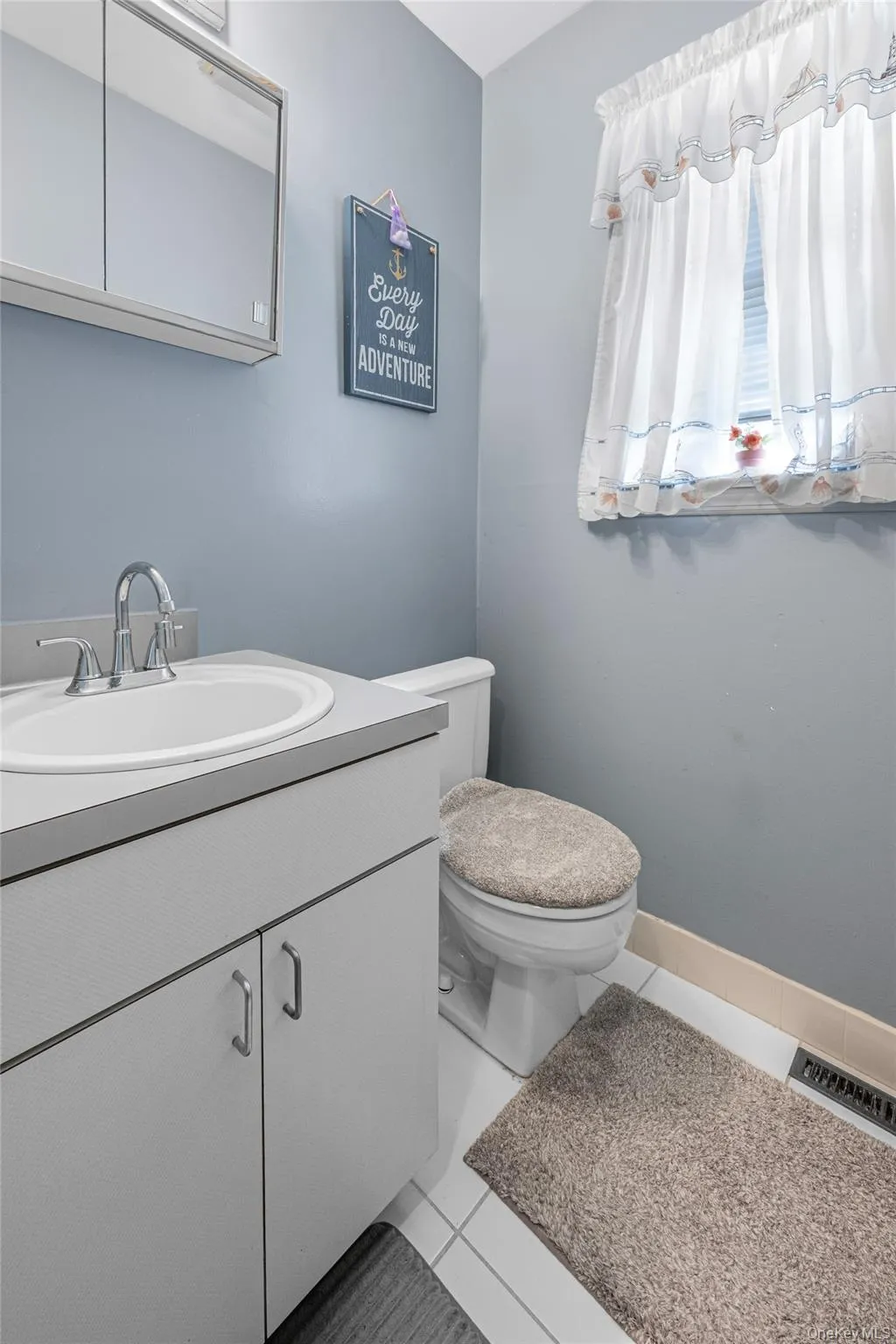 39 Elm Street, Islip, NY, 3 Bedrooms Bedrooms, 12 Rooms Rooms,2 BathroomsBathrooms,Residential,For Rent,Elm,0,1056201 39 Elm Street, Islip, NY, 3 Bedrooms Bedrooms, 12 Rooms Rooms,2 BathroomsBathrooms,Residential,For Rent,Elm,0,1056201