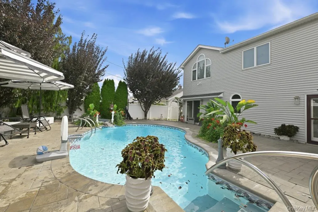 2555 Arleigh Road, Hempstead, NY, 5 Bedrooms Bedrooms, 8 Rooms Rooms,2 BathroomsBathrooms,Residential,For Rent,Arleigh,0,1056204 2555 Arleigh Road, Hempstead, NY, 5 Bedrooms Bedrooms, 8 Rooms Rooms,2 BathroomsBathrooms,Residential,For Rent,Arleigh,0,1056204