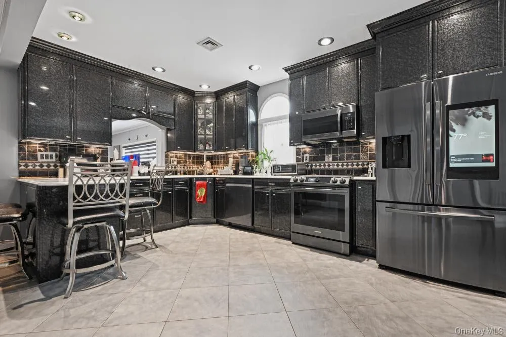 2555 Arleigh Road, Hempstead, NY, 5 Bedrooms Bedrooms, 8 Rooms Rooms,2 BathroomsBathrooms,Residential,For Rent,Arleigh,0,1056204 2555 Arleigh Road, Hempstead, NY, 5 Bedrooms Bedrooms, 8 Rooms Rooms,2 BathroomsBathrooms,Residential,For Rent,Arleigh,0,1056204
