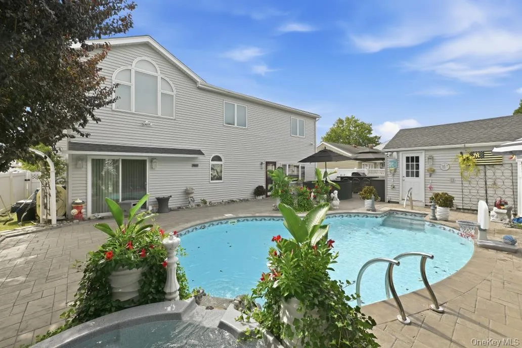 2555 Arleigh Road, Hempstead, NY, 5 Bedrooms Bedrooms, 8 Rooms Rooms,2 BathroomsBathrooms,Residential,For Rent,Arleigh,0,1056204 2555 Arleigh Road, Hempstead, NY, 5 Bedrooms Bedrooms, 8 Rooms Rooms,2 BathroomsBathrooms,Residential,For Rent,Arleigh,0,1056204