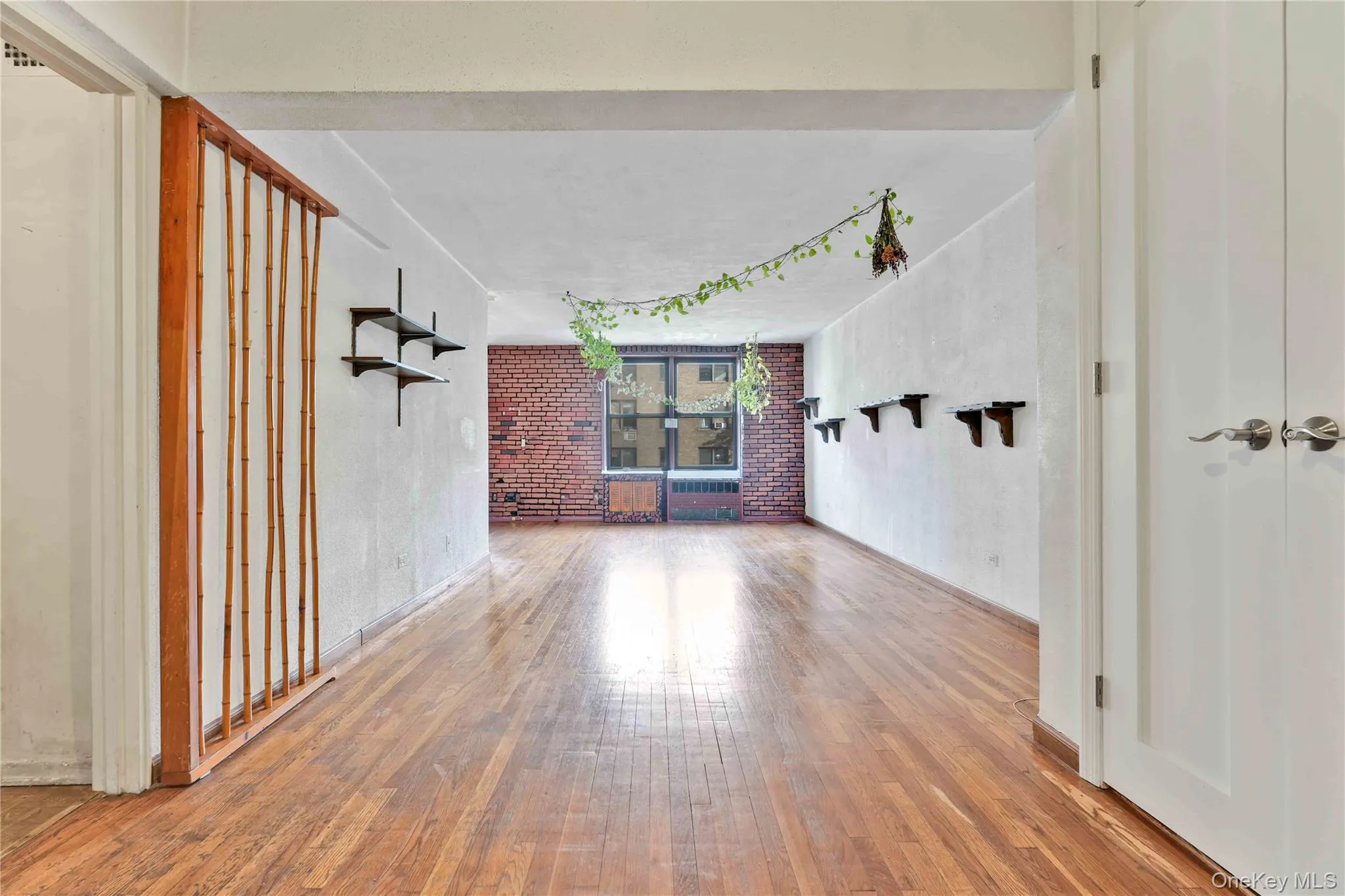 35-20 Leverich st Street, New York, NY, 3 Rooms Rooms,1 BathroomBathrooms,Residential,For Rent,Leverich st,0,1056205 35-20 Leverich st Street, New York, NY, 3 Rooms Rooms,1 BathroomBathrooms,Residential,For Rent,Leverich st,0,1056205