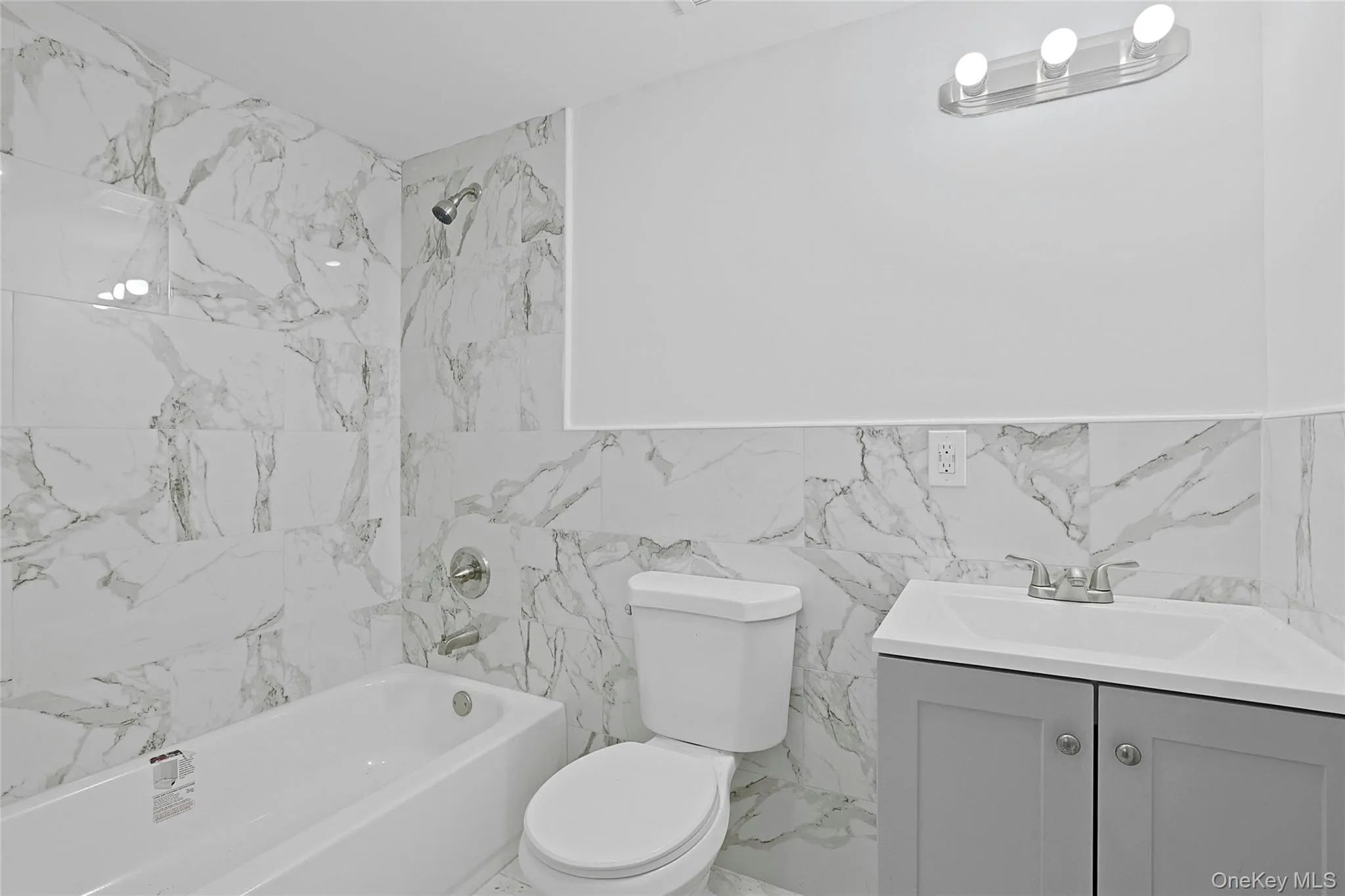 15 Waldron Avenue, Orangetown, NY, 7 Bedrooms Bedrooms, 11 Rooms Rooms,5 BathroomsBathrooms,Residential,For Rent,Waldron,0,1056212 15 Waldron Avenue, Orangetown, NY, 7 Bedrooms Bedrooms, 11 Rooms Rooms,5 BathroomsBathrooms,Residential,For Rent,Waldron,0,1056212