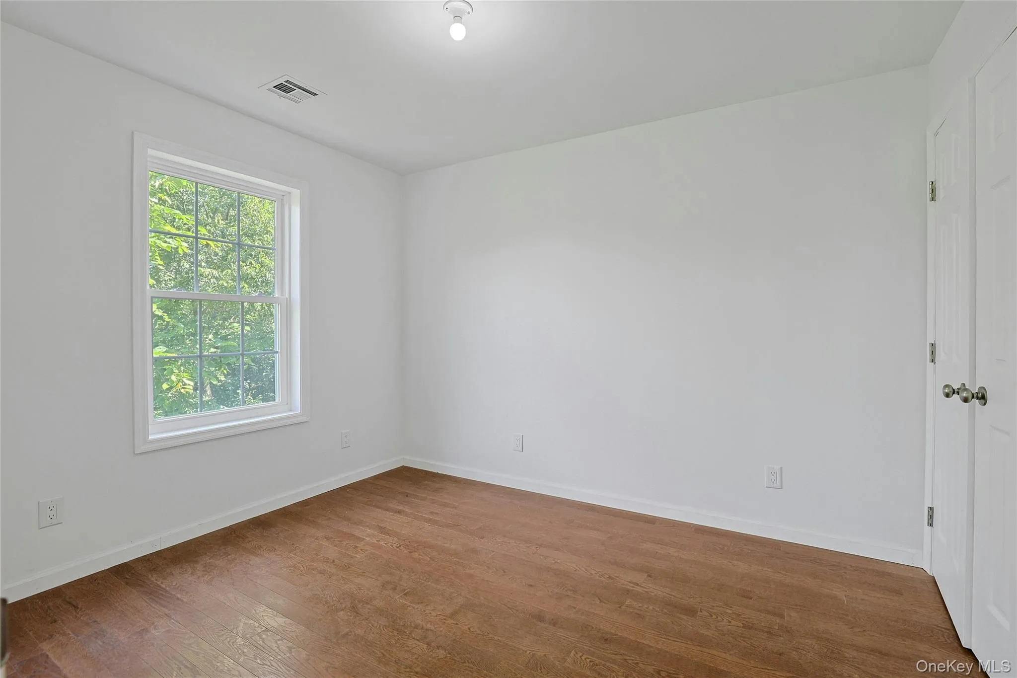 15 Waldron Avenue, Orangetown, NY, 7 Bedrooms Bedrooms, 11 Rooms Rooms,5 BathroomsBathrooms,Residential,For Rent,Waldron,0,1056212 15 Waldron Avenue, Orangetown, NY, 7 Bedrooms Bedrooms, 11 Rooms Rooms,5 BathroomsBathrooms,Residential,For Rent,Waldron,0,1056212