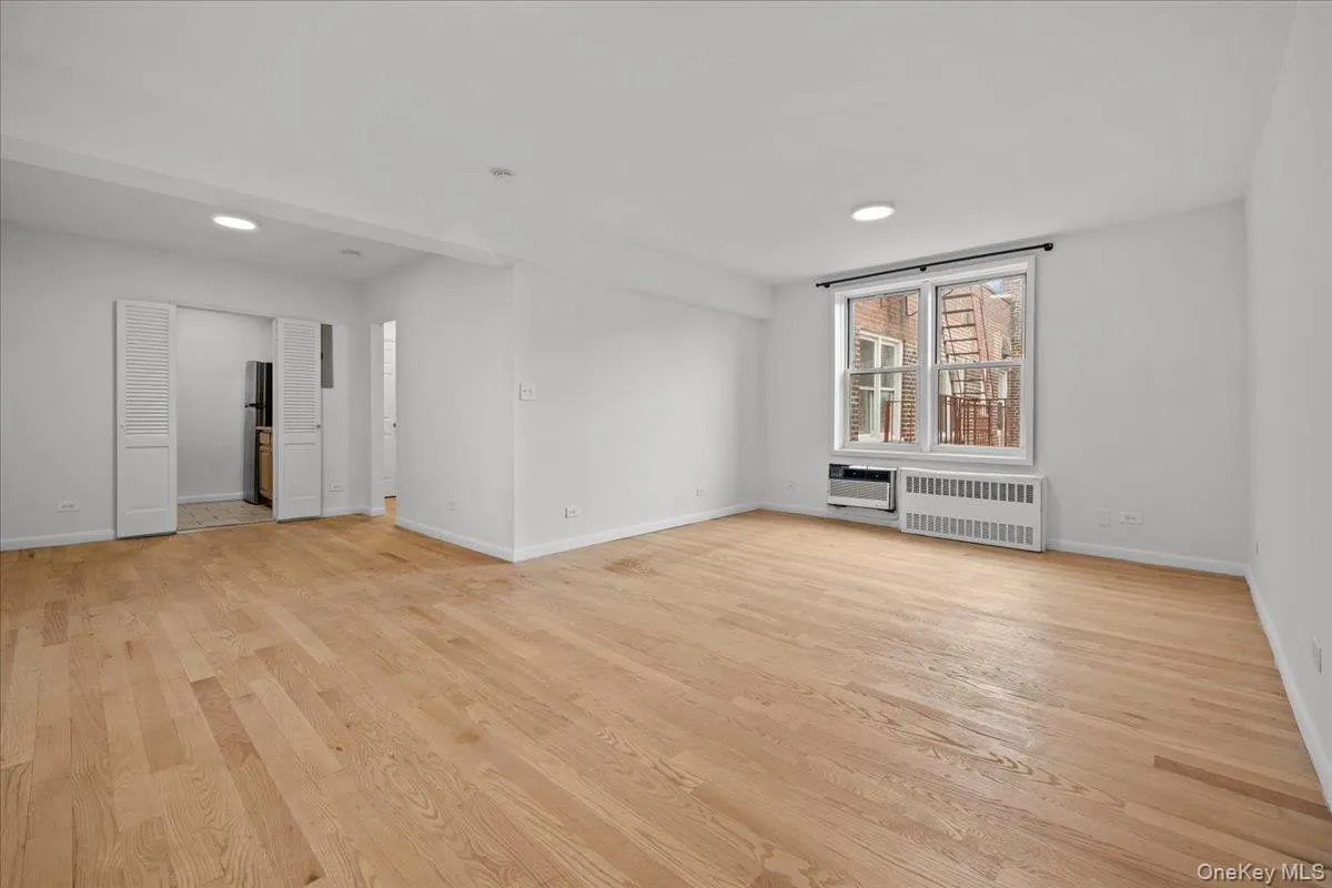 601 Kappock Street, New York, NY, 3 Rooms Rooms,1 BathroomBathrooms,Residential,For Rent,Kappock,0,1056213 601 Kappock Street, New York, NY, 3 Rooms Rooms,1 BathroomBathrooms,Residential,For Rent,Kappock,0,1056213