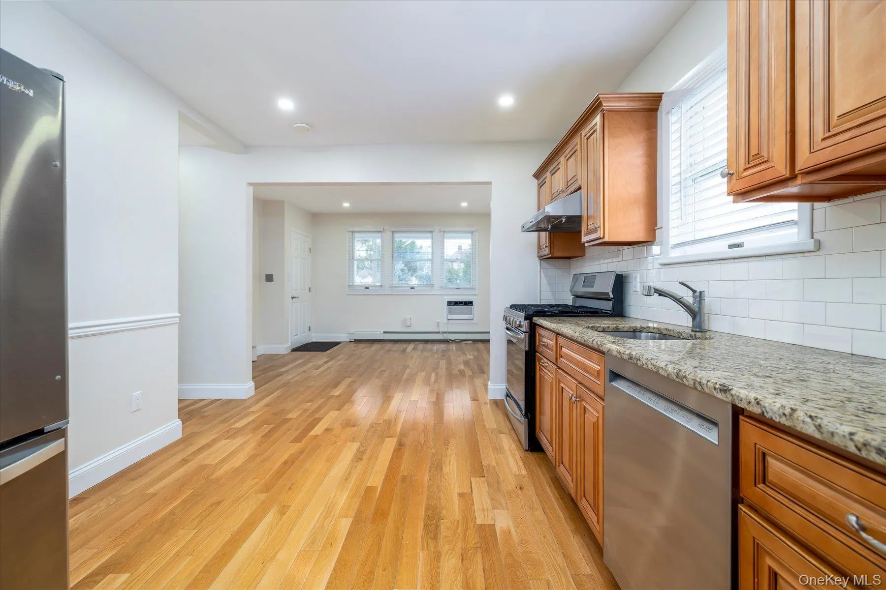 25 Nicholas Avenue, Hempstead, NY, 1 Bedroom Bedrooms, 4 Room Rooms,1 BathroomBathrooms,Residential Lease,For Rent,Nicholas,0,1056219 25 Nicholas Avenue, Hempstead, NY, 1 Bedroom Bedrooms, 4 Room Rooms,1 BathroomBathrooms,Residential Lease,For Rent,Nicholas,0,1056219