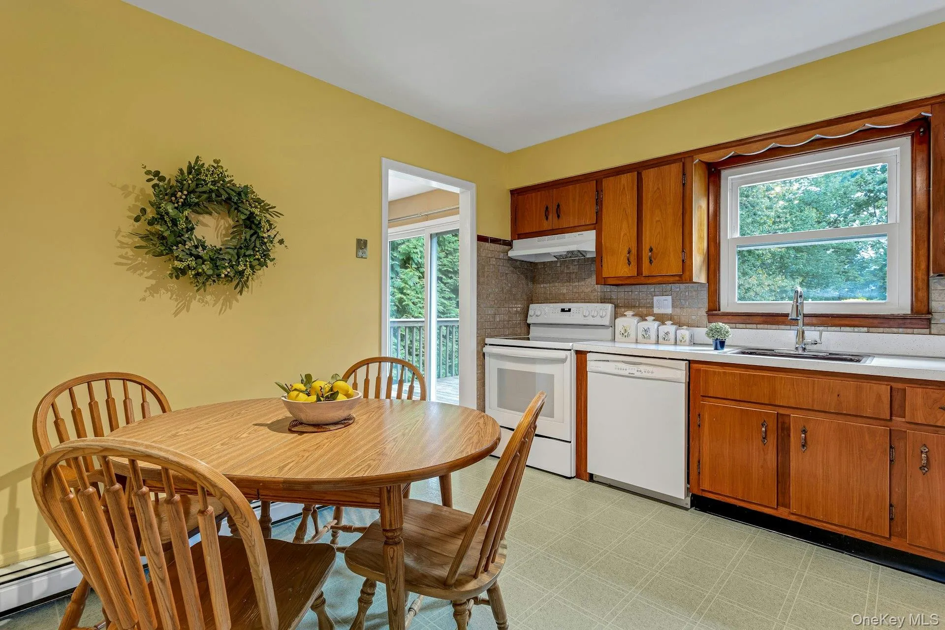 94 Overlook Drive, Carmel, NY, 3 Bedrooms Bedrooms, 7 Rooms Rooms,2 BathroomsBathrooms,Residential,For Rent,Overlook,0,1056225 94 Overlook Drive, Carmel, NY, 3 Bedrooms Bedrooms, 7 Rooms Rooms,2 BathroomsBathrooms,Residential,For Rent,Overlook,0,1056225