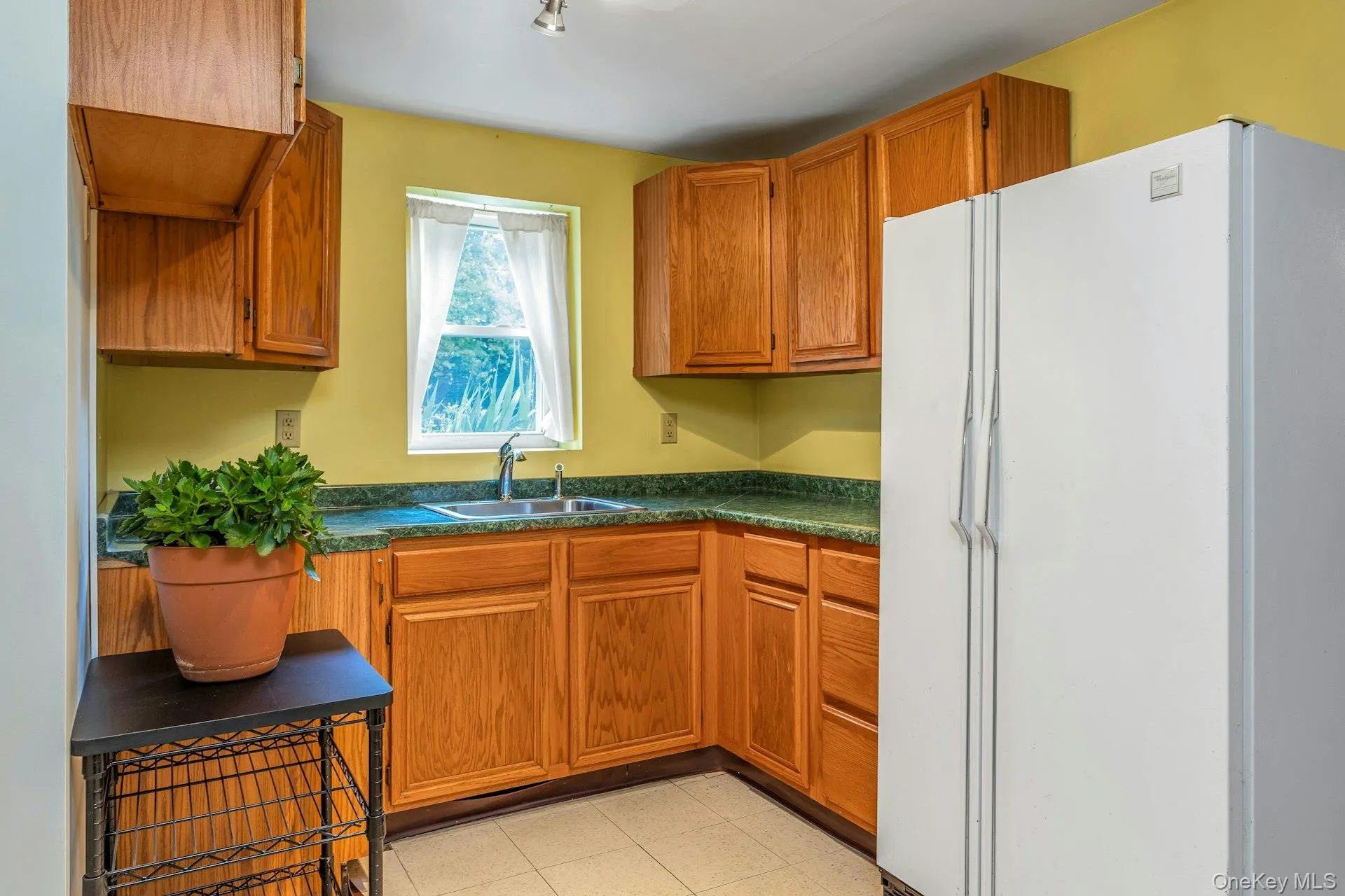 94 Overlook Drive, Carmel, NY, 3 Bedrooms Bedrooms, 7 Rooms Rooms,2 BathroomsBathrooms,Residential,For Rent,Overlook,0,1056225 94 Overlook Drive, Carmel, NY, 3 Bedrooms Bedrooms, 7 Rooms Rooms,2 BathroomsBathrooms,Residential,For Rent,Overlook,0,1056225