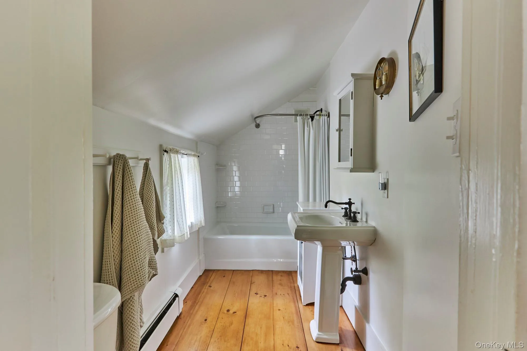 1408 Route 83, North East, NY, 2 Bedrooms Bedrooms, 6 Rooms Rooms,2 BathroomsBathrooms,Residential,For Rent,Route 83,0,1056226 1408 Route 83, North East, NY, 2 Bedrooms Bedrooms, 6 Rooms Rooms,2 BathroomsBathrooms,Residential,For Rent,Route 83,0,1056226