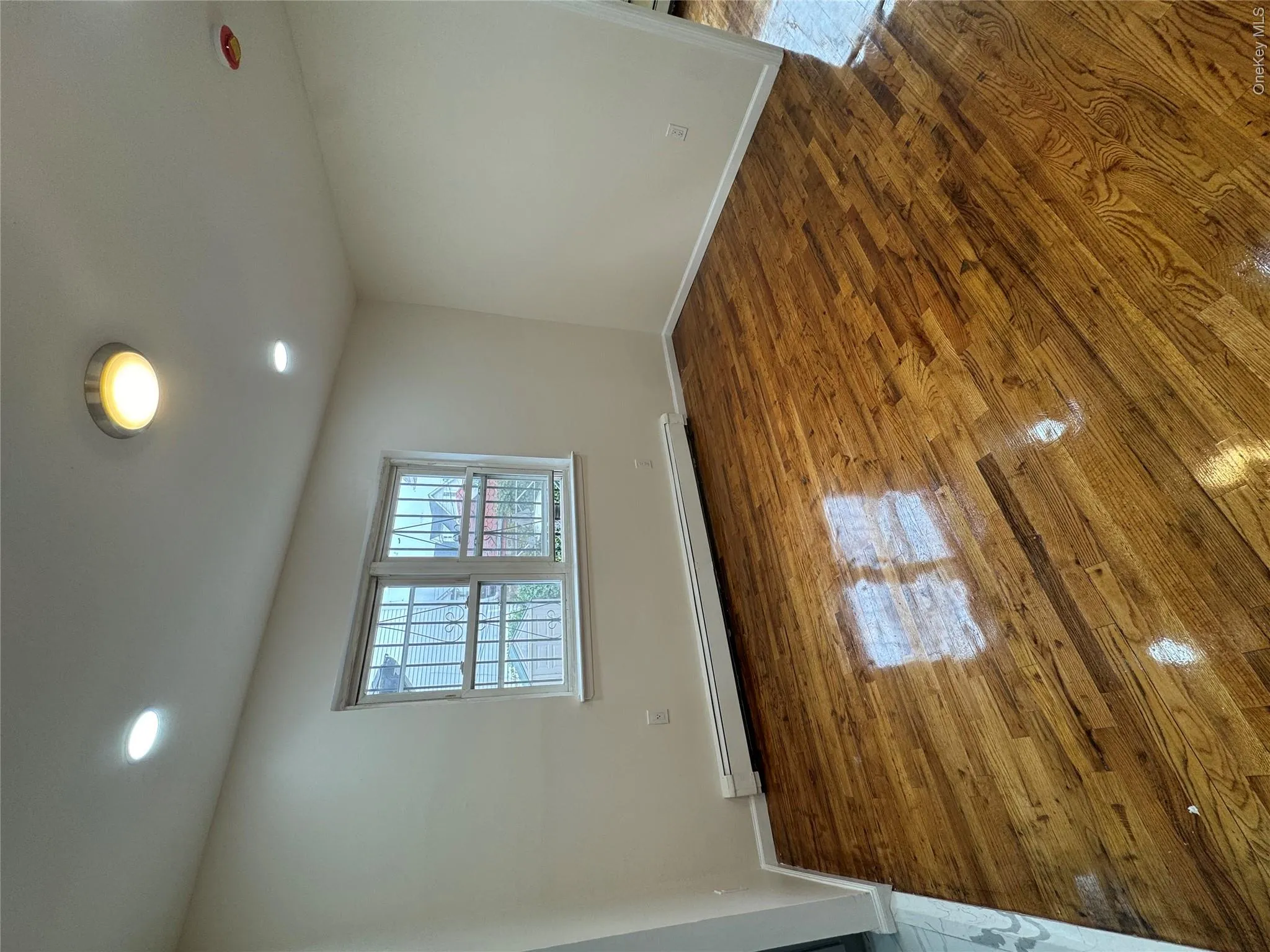 116-09 91st Avenue, New York, NY, 2 Bedroom Bedrooms, 4 Room Rooms,1 BathroomBathrooms,Residential Lease,For Rent,91st,0,1056230 116-09 91st Avenue, New York, NY, 2 Bedroom Bedrooms, 4 Room Rooms,1 BathroomBathrooms,Residential Lease,For Rent,91st,0,1056230