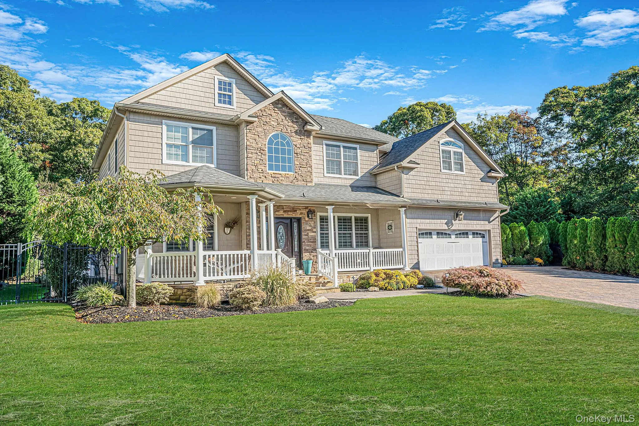 10 Privet Court, Smithtown, NY, 4 Bedrooms Bedrooms, 12 Rooms Rooms,2 BathroomsBathrooms,Residential,For Rent,Privet,0,1056231 10 Privet Court, Smithtown, NY, 4 Bedrooms Bedrooms, 12 Rooms Rooms,2 BathroomsBathrooms,Residential,For Rent,Privet,0,1056231