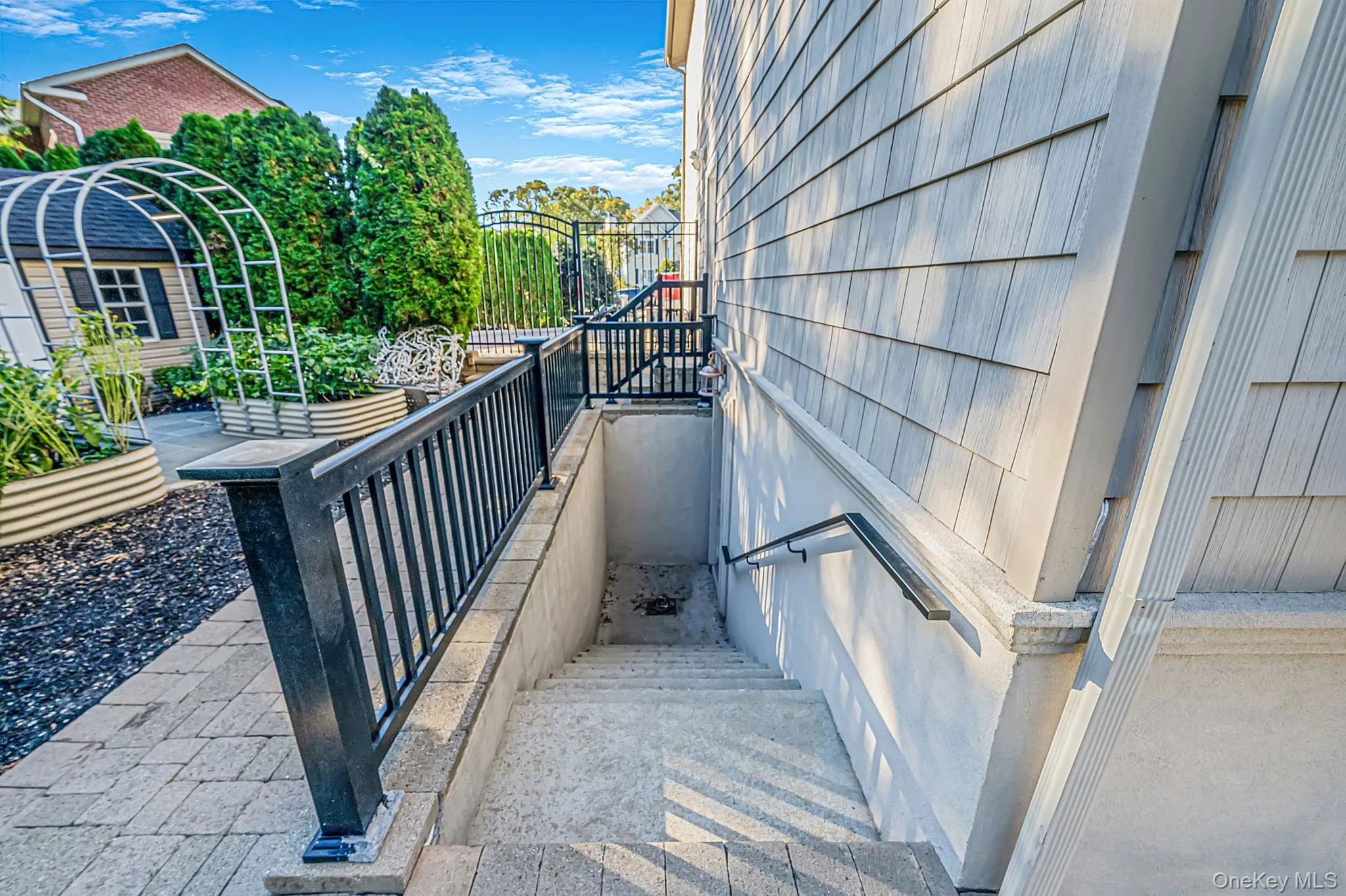 10 Privet Court, Smithtown, NY, 4 Bedrooms Bedrooms, 12 Rooms Rooms,2 BathroomsBathrooms,Residential,For Rent,Privet,0,1056231 10 Privet Court, Smithtown, NY, 4 Bedrooms Bedrooms, 12 Rooms Rooms,2 BathroomsBathrooms,Residential,For Rent,Privet,0,1056231