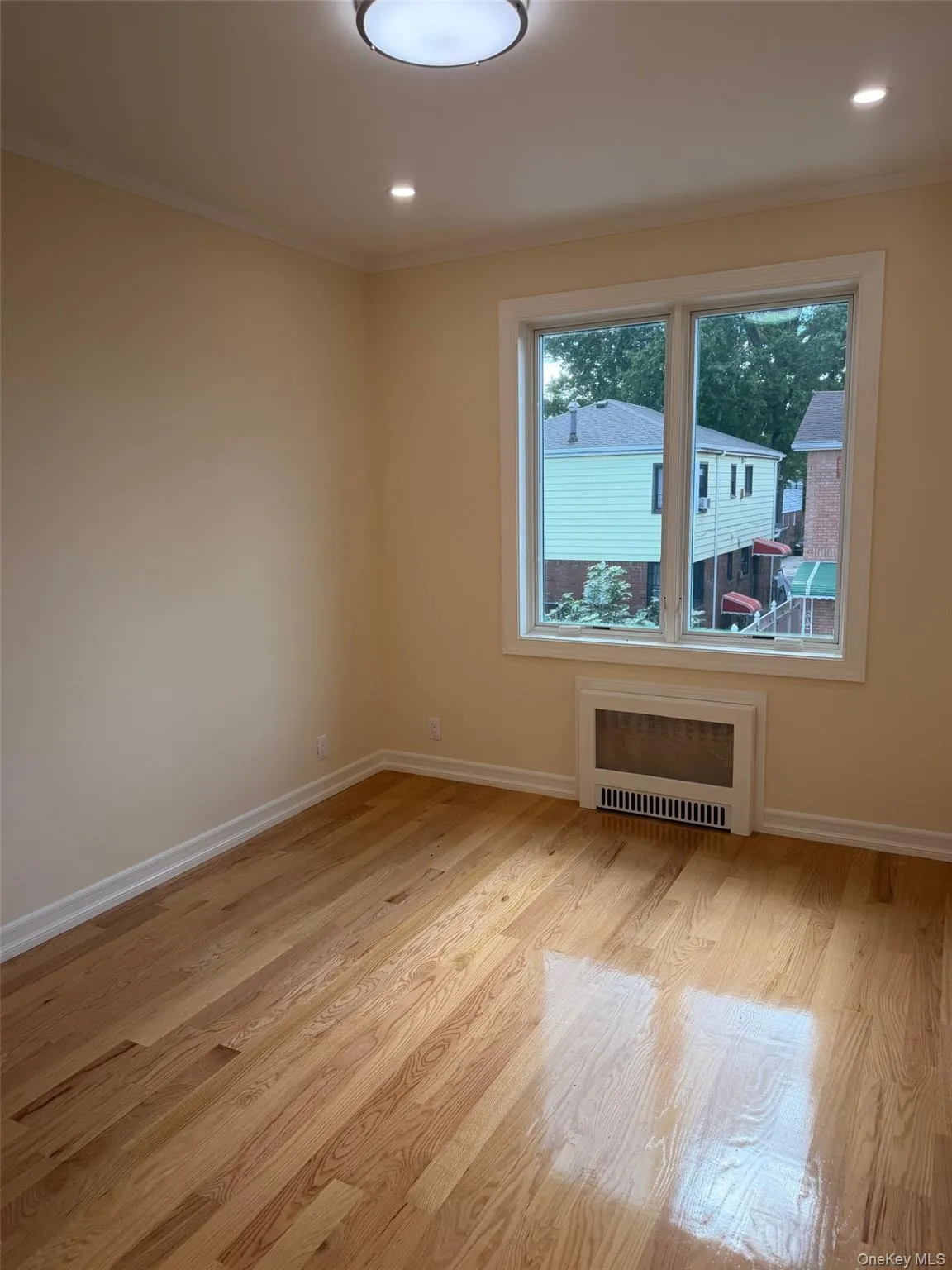 164-16 75th Road, New York, NY, 3 Bedrooms Bedrooms, 8 Rooms Rooms,2 BathroomsBathrooms,Residential Lease,For Rent,75th,0,1056240 164-16 75th Road, New York, NY, 3 Bedrooms Bedrooms, 8 Rooms Rooms,2 BathroomsBathrooms,Residential Lease,For Rent,75th,0,1056240