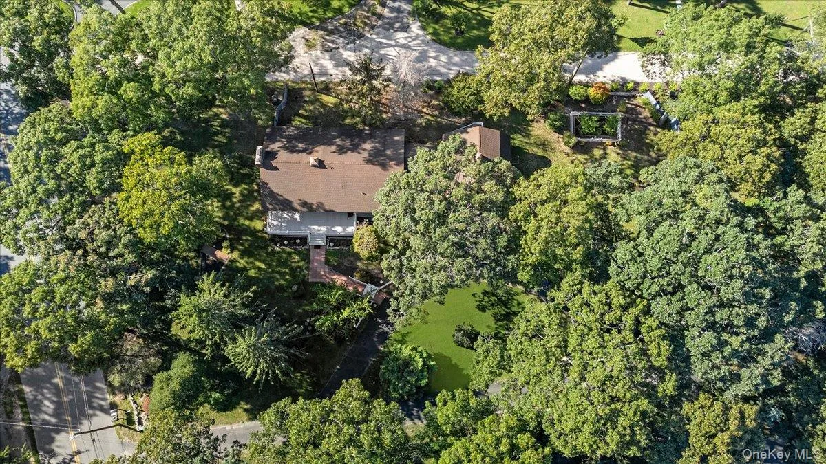 2000 Westphalia Road, Southold, NY, 3 Bedrooms Bedrooms, 11 Rooms Rooms,1 BathroomBathrooms,Residential,For Rent,Westphalia,0,1056248 2000 Westphalia Road, Southold, NY, 3 Bedrooms Bedrooms, 11 Rooms Rooms,1 BathroomBathrooms,Residential,For Rent,Westphalia,0,1056248