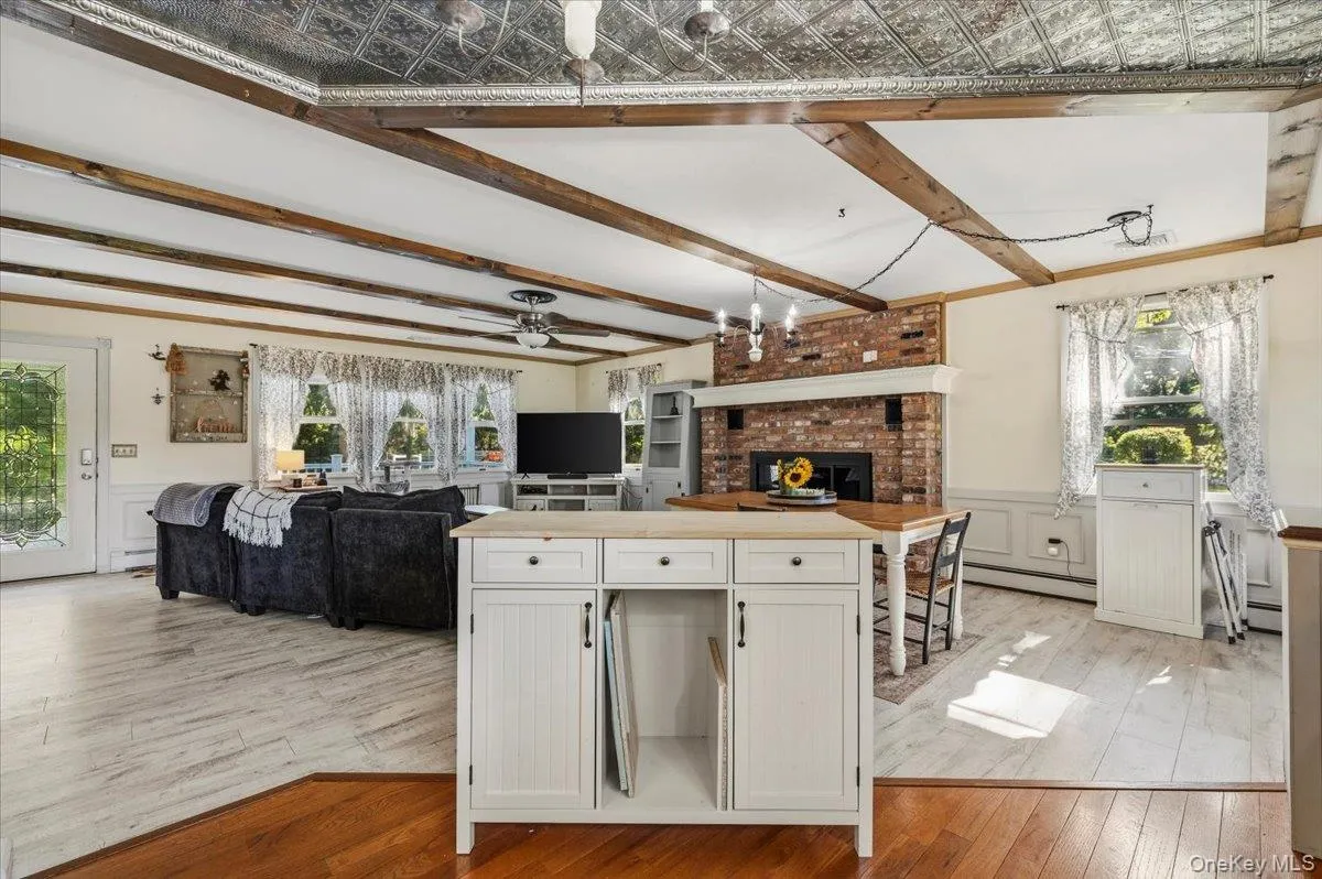 2000 Westphalia Road, Southold, NY, 3 Bedrooms Bedrooms, 11 Rooms Rooms,1 BathroomBathrooms,Residential,For Rent,Westphalia,0,1056248 2000 Westphalia Road, Southold, NY, 3 Bedrooms Bedrooms, 11 Rooms Rooms,1 BathroomBathrooms,Residential,For Rent,Westphalia,0,1056248