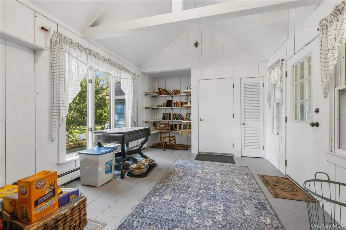 2000 Westphalia Road, Southold, NY, 3 Bedrooms Bedrooms, 11 Rooms Rooms,1 BathroomBathrooms,Residential,For Rent,Westphalia,0,1056248 2000 Westphalia Road, Southold, NY, 3 Bedrooms Bedrooms, 11 Rooms Rooms,1 BathroomBathrooms,Residential,For Rent,Westphalia,0,1056248