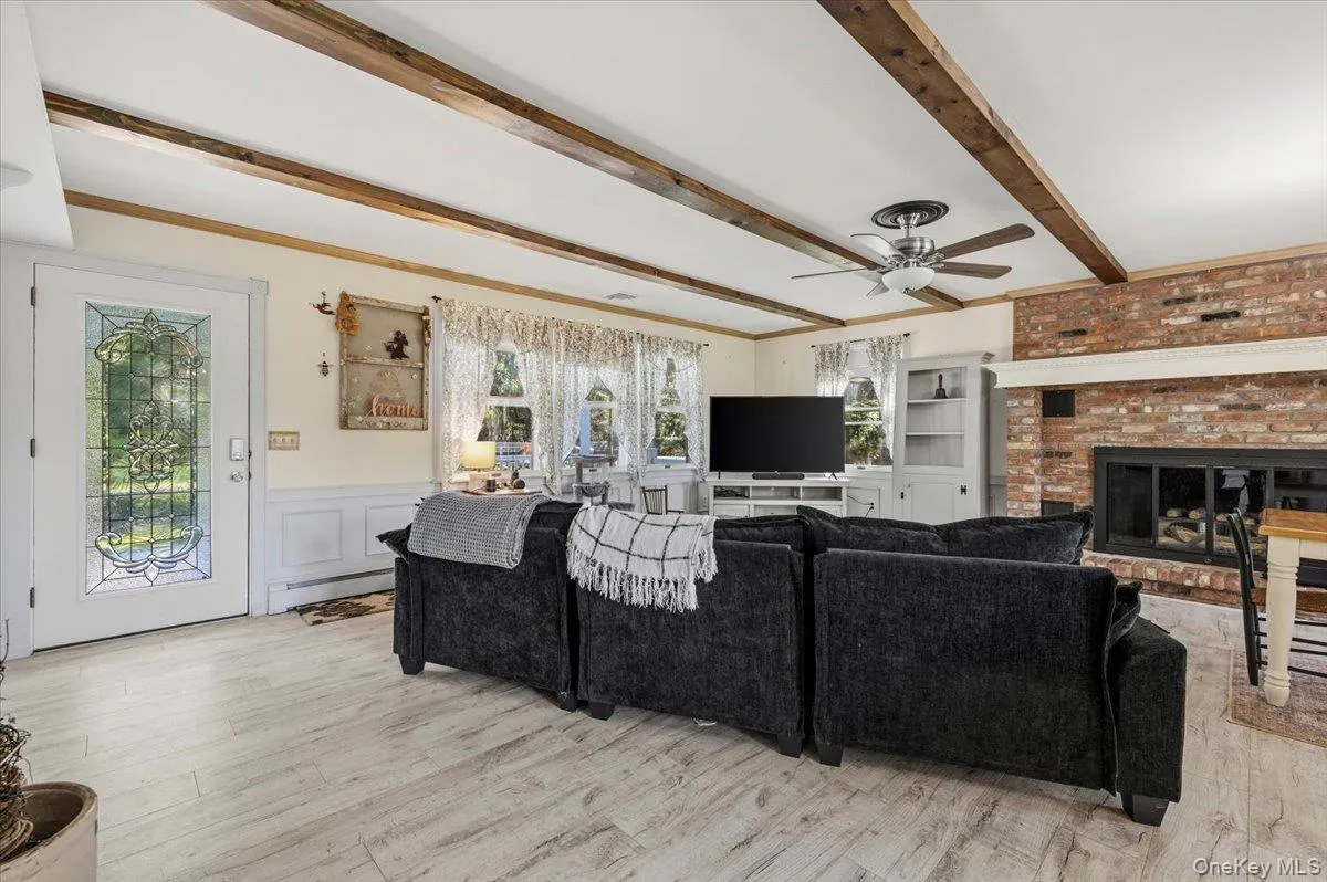 2000 Westphalia Road, Southold, NY, 3 Bedrooms Bedrooms, 11 Rooms Rooms,1 BathroomBathrooms,Residential,For Rent,Westphalia,0,1056248 2000 Westphalia Road, Southold, NY, 3 Bedrooms Bedrooms, 11 Rooms Rooms,1 BathroomBathrooms,Residential,For Rent,Westphalia,0,1056248