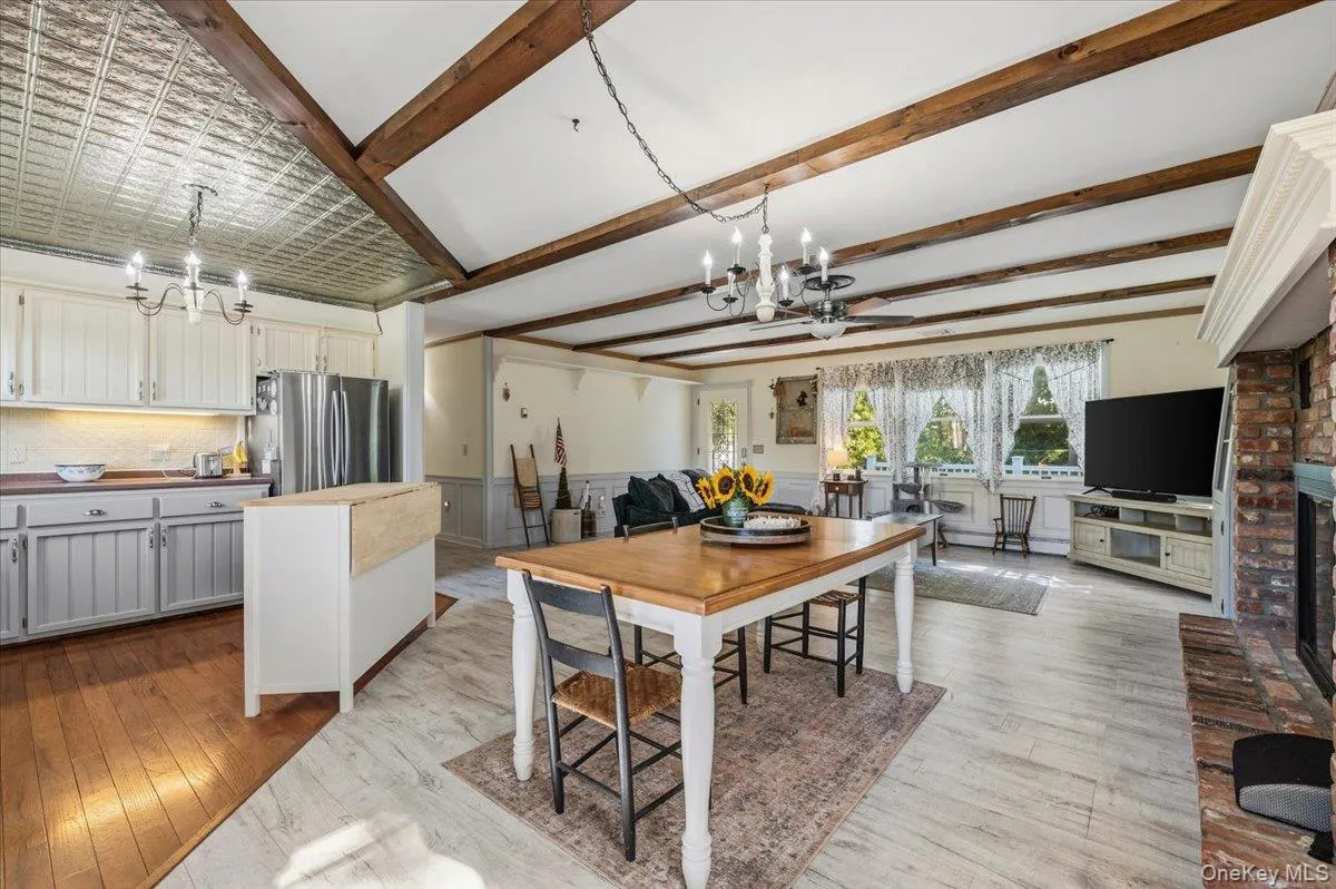 2000 Westphalia Road, Southold, NY, 3 Bedrooms Bedrooms, 11 Rooms Rooms,1 BathroomBathrooms,Residential,For Rent,Westphalia,0,1056248 2000 Westphalia Road, Southold, NY, 3 Bedrooms Bedrooms, 11 Rooms Rooms,1 BathroomBathrooms,Residential,For Rent,Westphalia,0,1056248