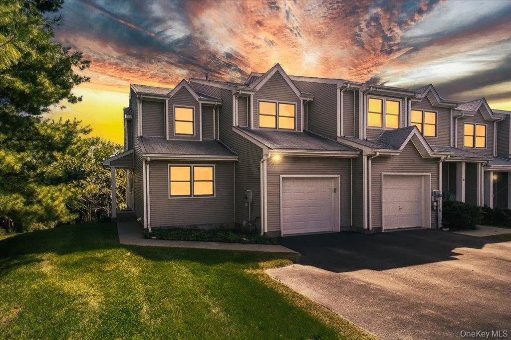 47 Deer Crossing Drive, Fishkill, NY, 2 Bedrooms Bedrooms, 7 Rooms Rooms,2 BathroomsBathrooms,Residential,For Rent,Deer Crossing,0,1056249 47 Deer Crossing Drive, Fishkill, NY, 2 Bedrooms Bedrooms, 7 Rooms Rooms,2 BathroomsBathrooms,Residential,For Rent,Deer Crossing,0,1056249