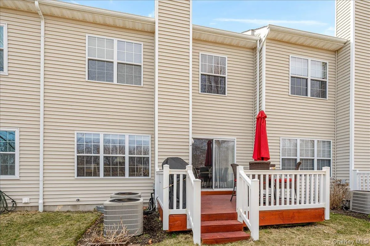90 Manitou Trail, Smithtown, NY, 3 Bedrooms Bedrooms, 11 Rooms Rooms,2 BathroomsBathrooms,Residential Lease,For Rent,Manitou,0,1056259 90 Manitou Trail, Smithtown, NY, 3 Bedrooms Bedrooms, 11 Rooms Rooms,2 BathroomsBathrooms,Residential Lease,For Rent,Manitou,0,1056259