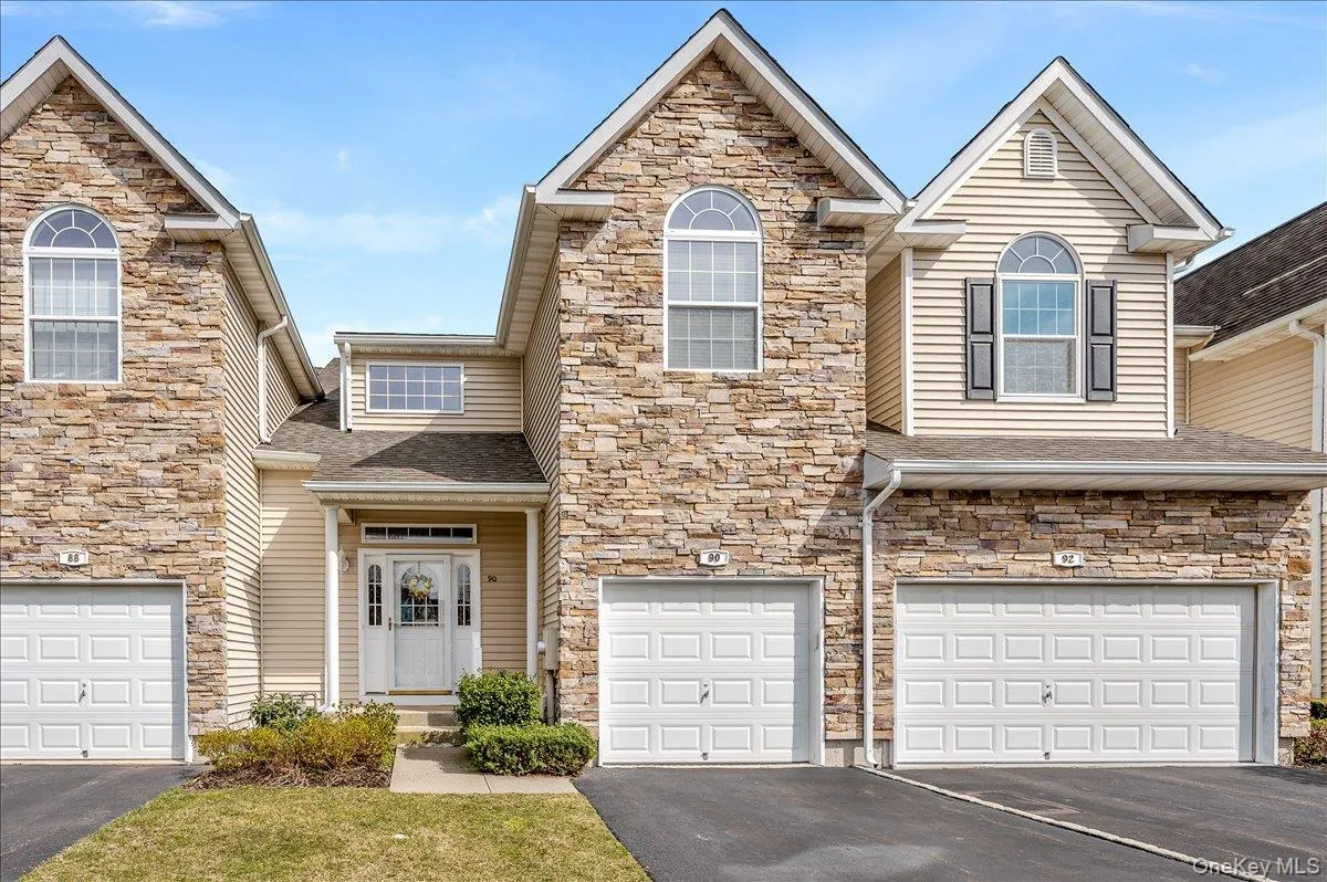 90 Manitou Trail, Smithtown, NY, 3 Bedrooms Bedrooms, 11 Rooms Rooms,2 BathroomsBathrooms,Residential Lease,For Rent,Manitou,0,1056259 90 Manitou Trail, Smithtown, NY, 3 Bedrooms Bedrooms, 11 Rooms Rooms,2 BathroomsBathrooms,Residential Lease,For Rent,Manitou,0,1056259