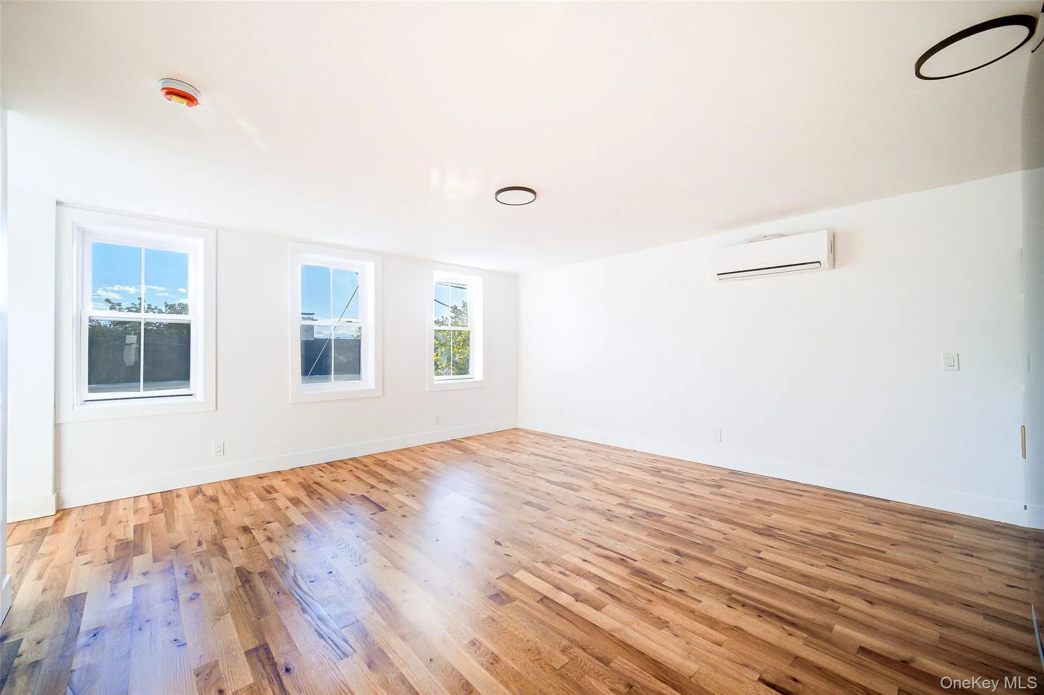 258 State Street, Hudson, NY, 2 Bedroom Bedrooms, 3 Room Rooms,1 BathroomBathrooms,Residential Lease,For Rent,State,0,1056261 258 State Street, Hudson, NY, 2 Bedroom Bedrooms, 3 Room Rooms,1 BathroomBathrooms,Residential Lease,For Rent,State,0,1056261