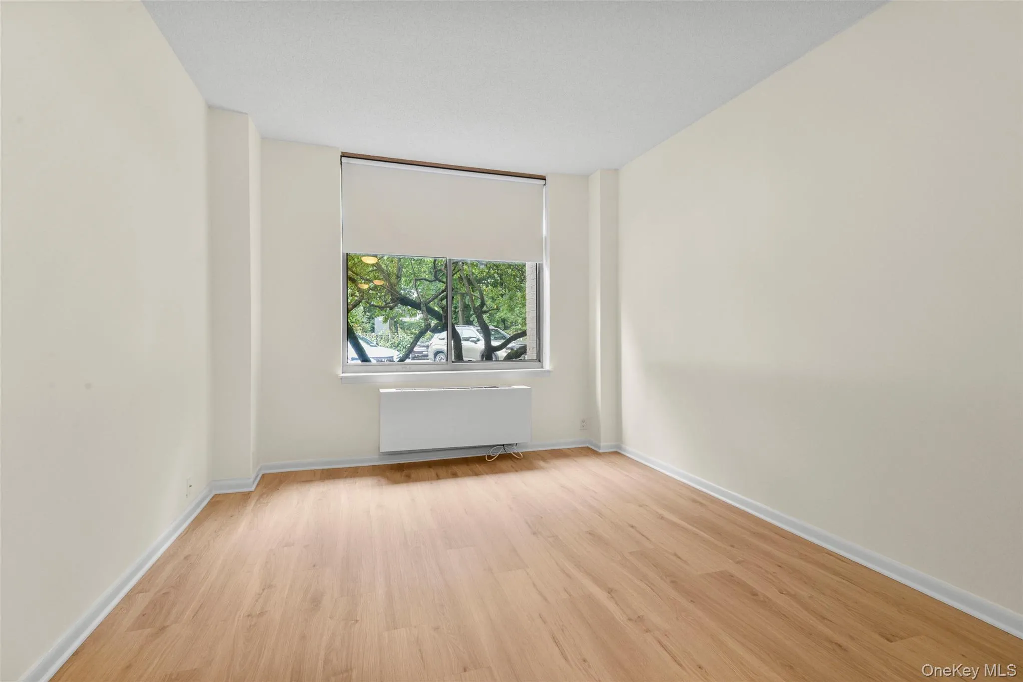 2nd bedroom with adjoining full bath 2nd bedroom with adjoining full bath