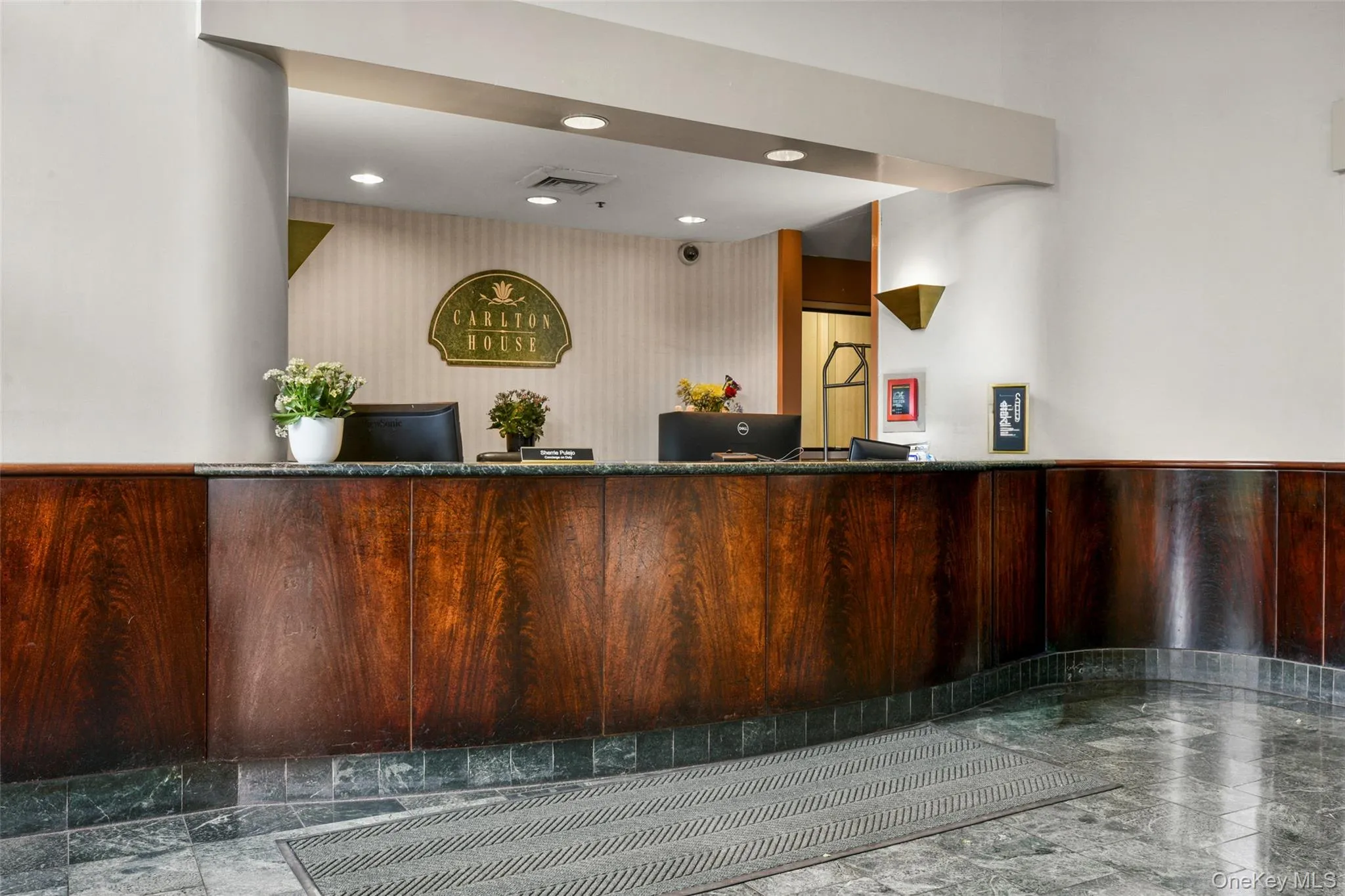 24/7 Concierge services 24/7 Concierge services